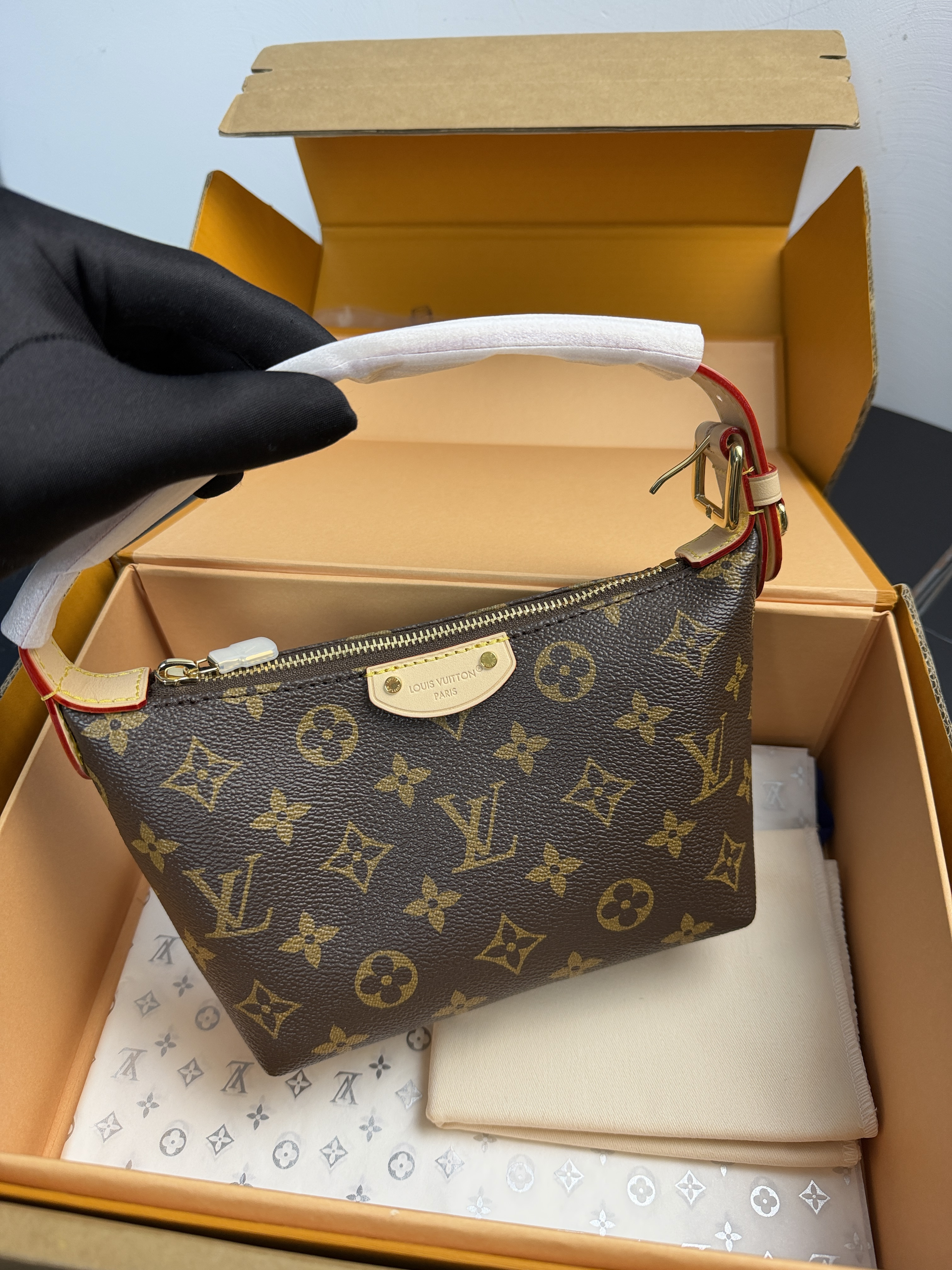 LV Boulogne handbag in Monogram canvas with black leather trim