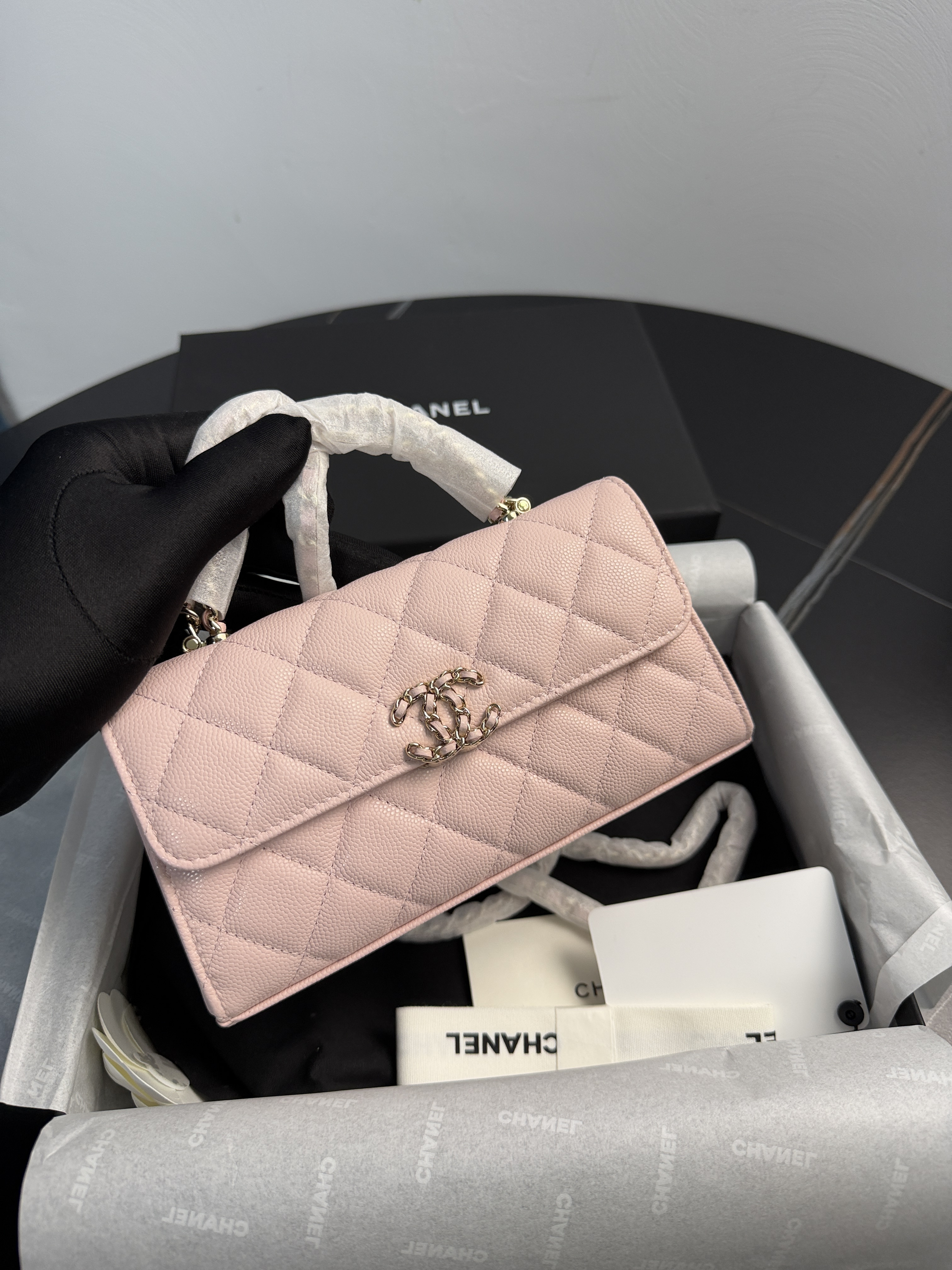 Channel Classic Wallet On Chain (WOC) -Pink