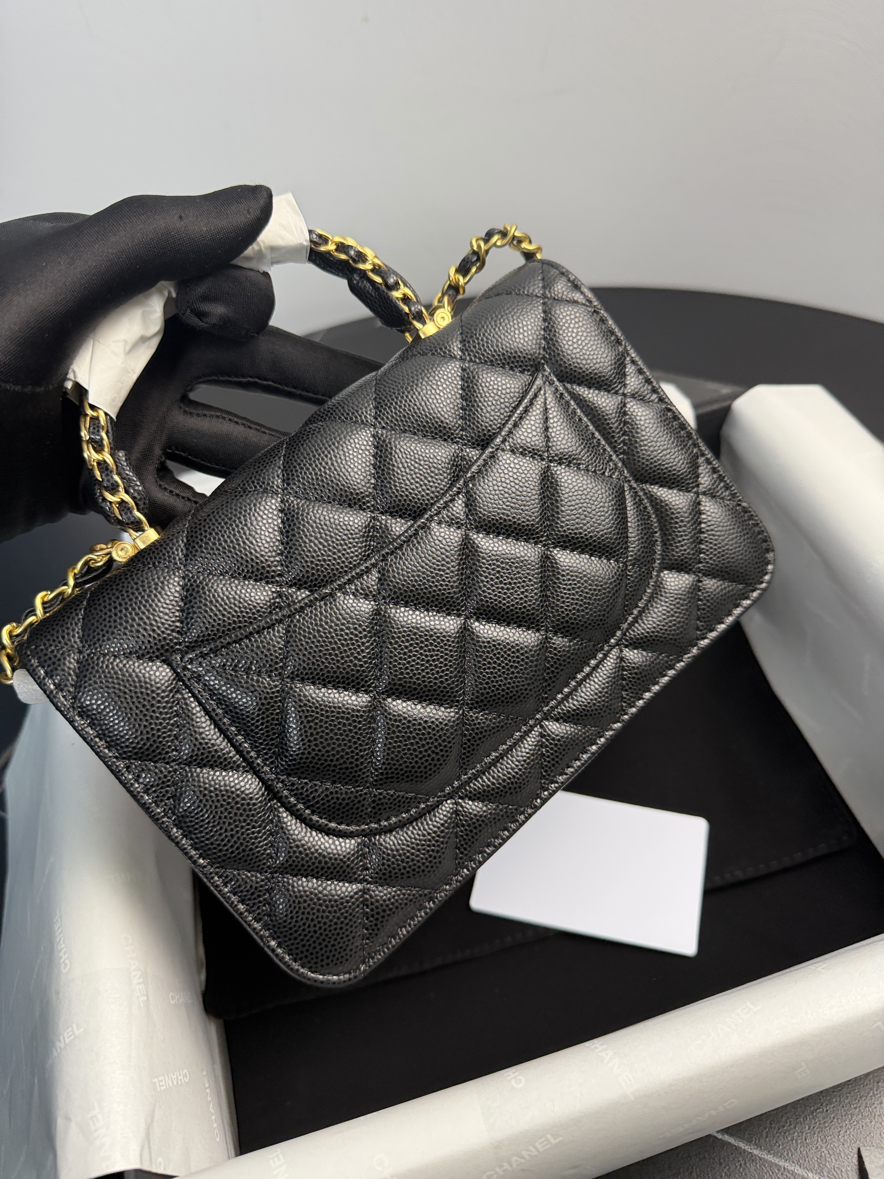 Channel Classic Wallet On Chain (WOC) - Black