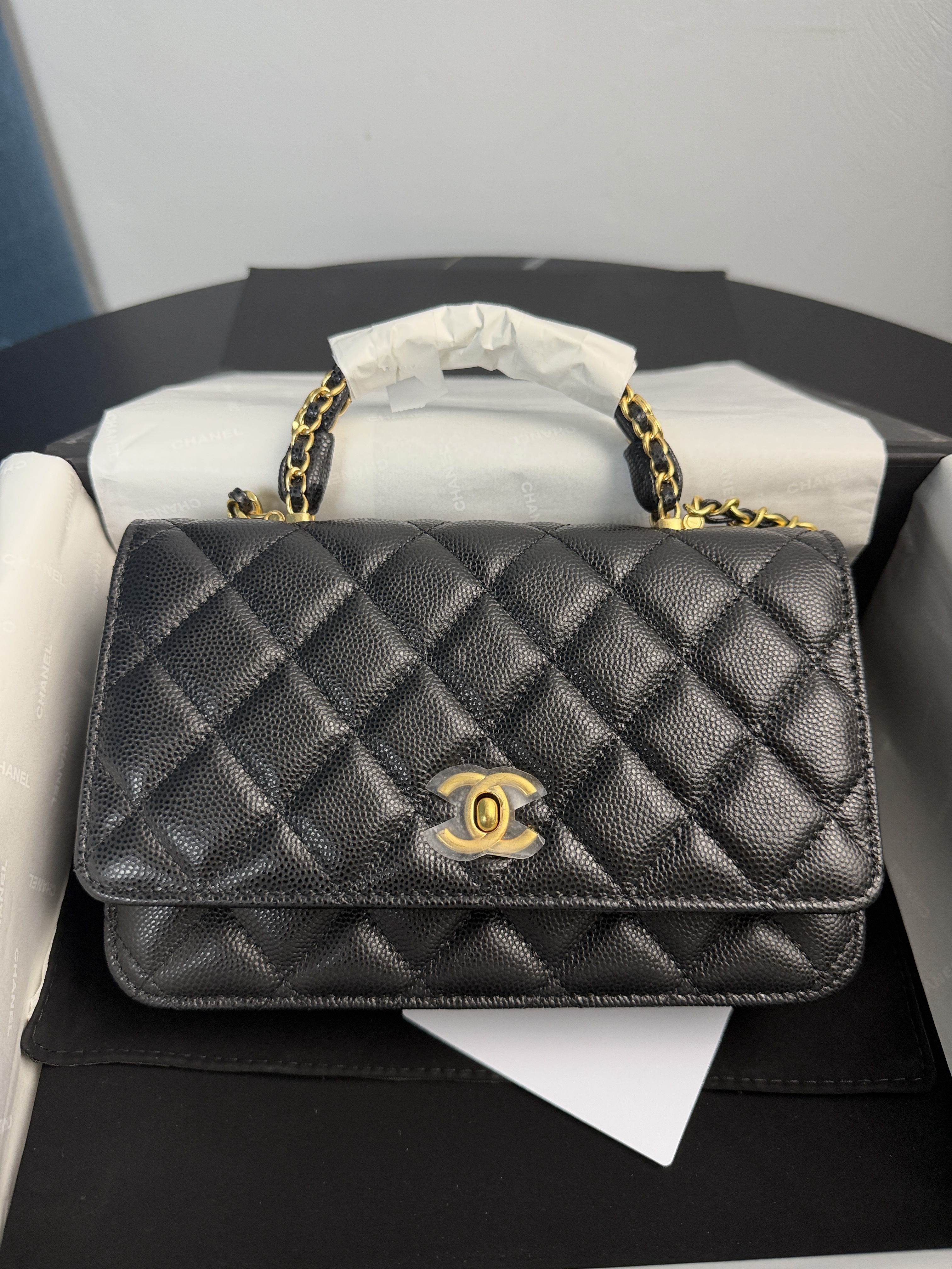 Channel Classic Wallet On Chain (WOC) - Black