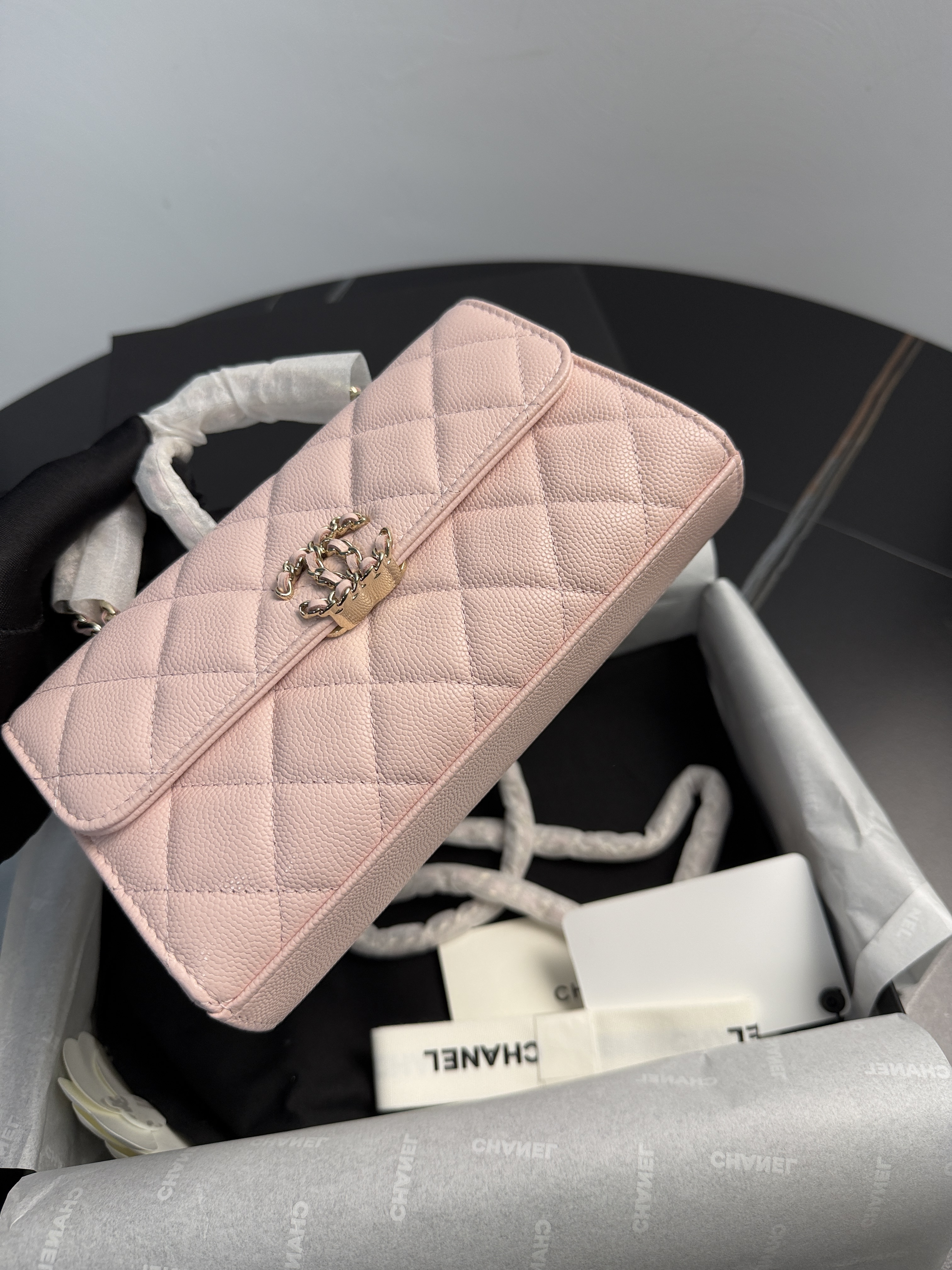 Channel Classic Wallet On Chain (WOC) -Pink