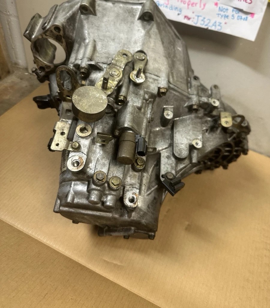 04-06 Acura TL Transmission *MANUAL/6 Speed* J32A3 No Grinding 31k Good 05 OEM