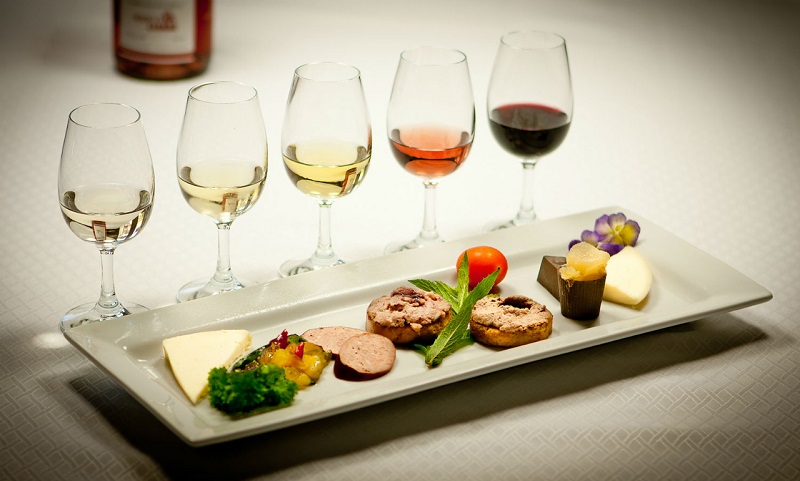 Food & Wine Pairing Strategy