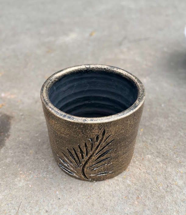 Clay Heaven Pot Gold 