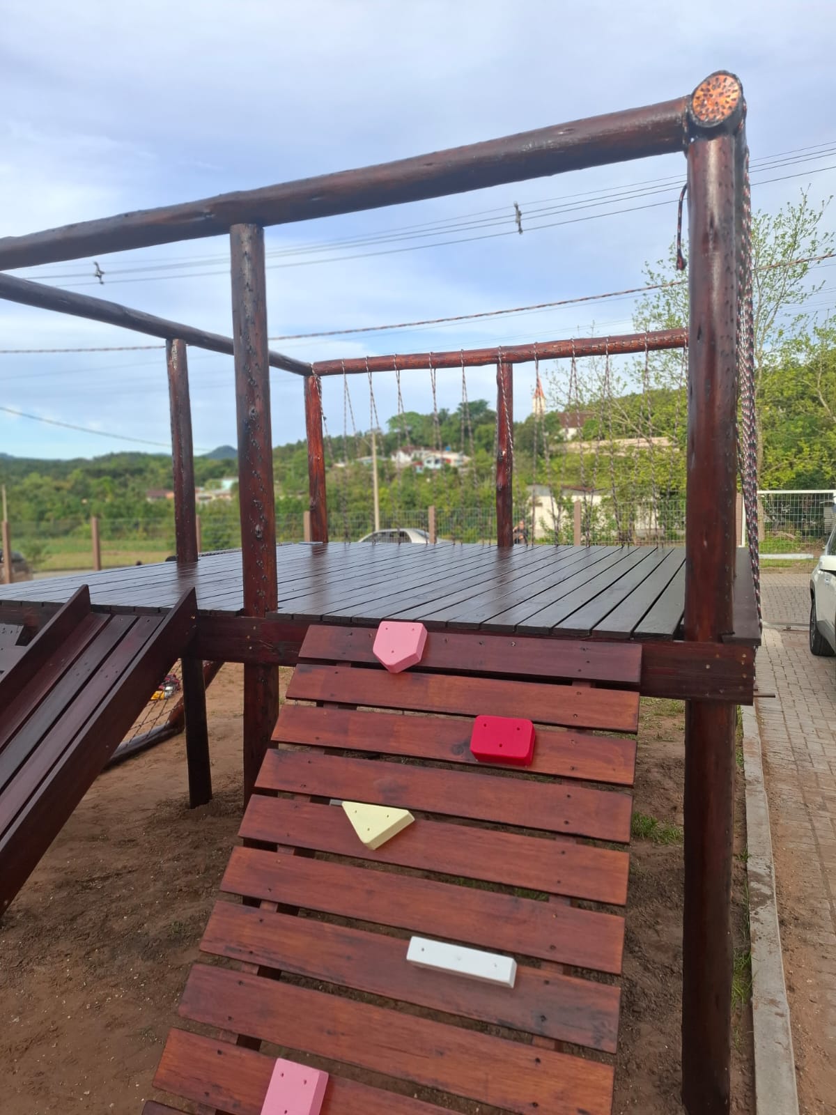 Playground de Madeira Pinus Tratado Alta Durabilidade