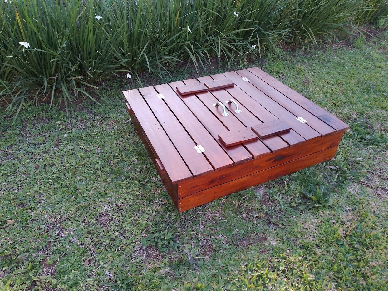 Caixa de Areia de Madeira eucalipto