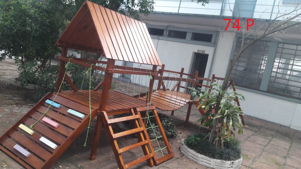 Playground de Madeira eucalipto  2 diverços