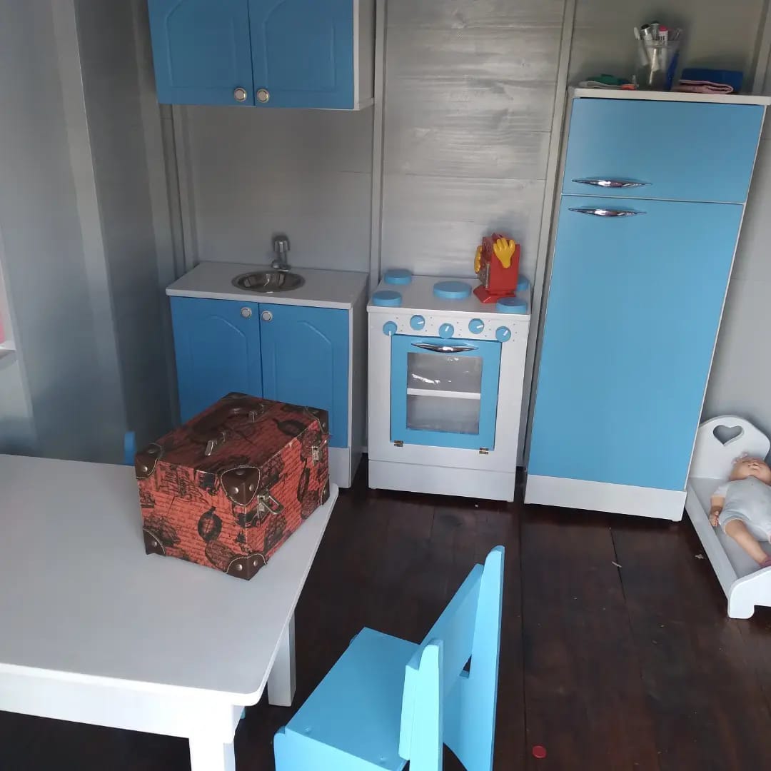 Mini Cozinha Infantil de Madeira reforçada