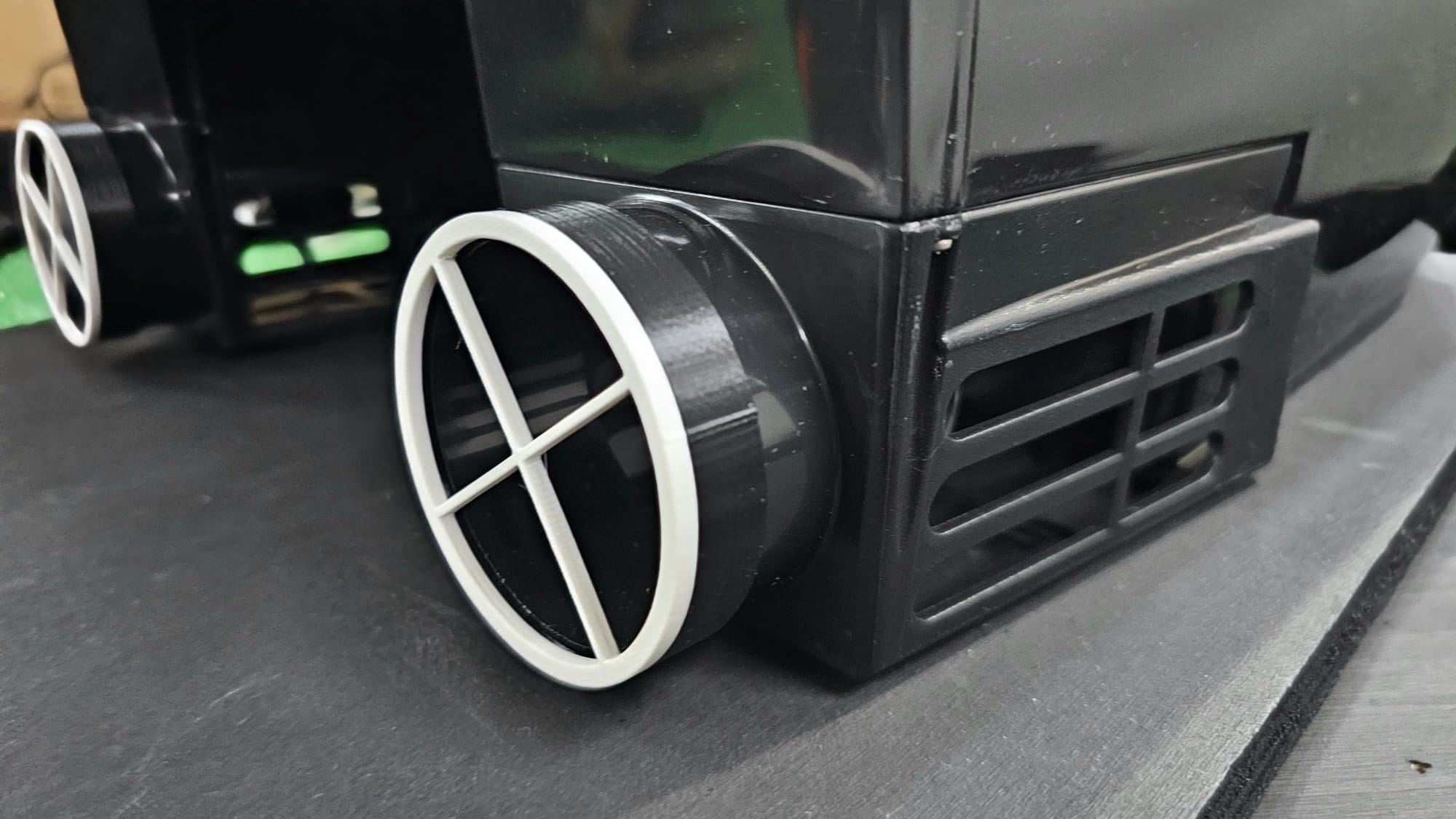 Manuowell Assassin Weed Guard White (coppia)