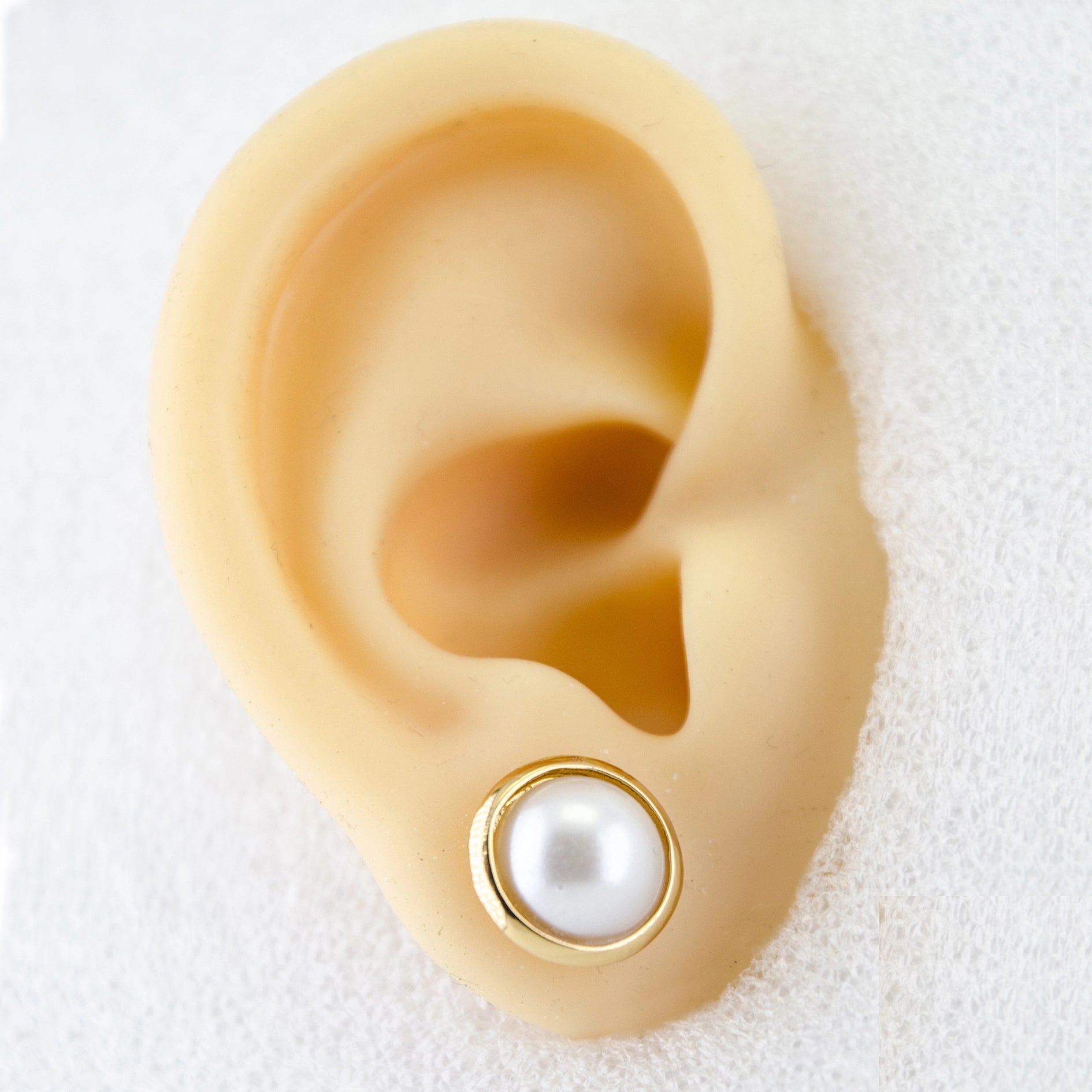 Pearl Stud Earring