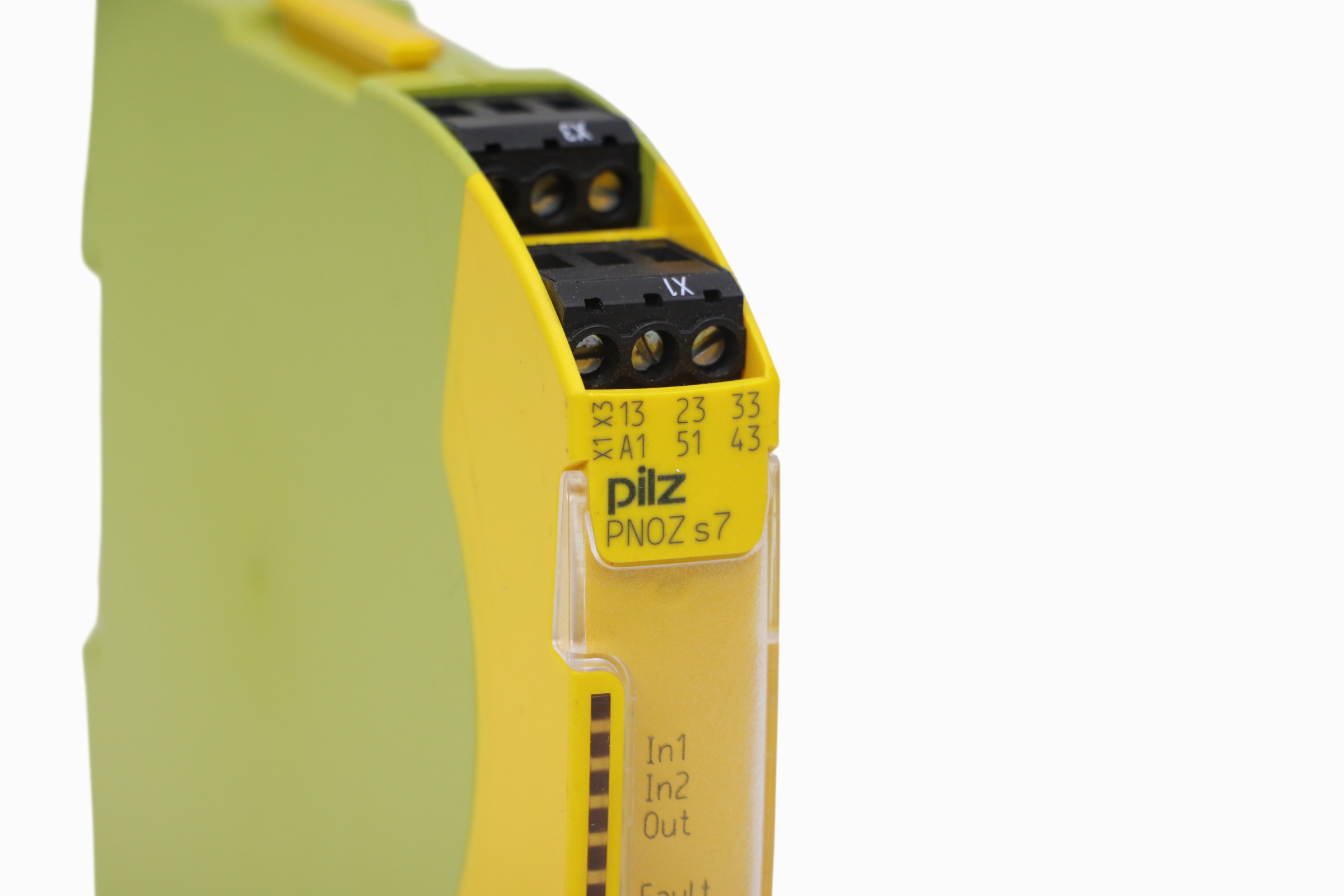 Relé De Seguridad Pilz Pnoz S7 (Usado)