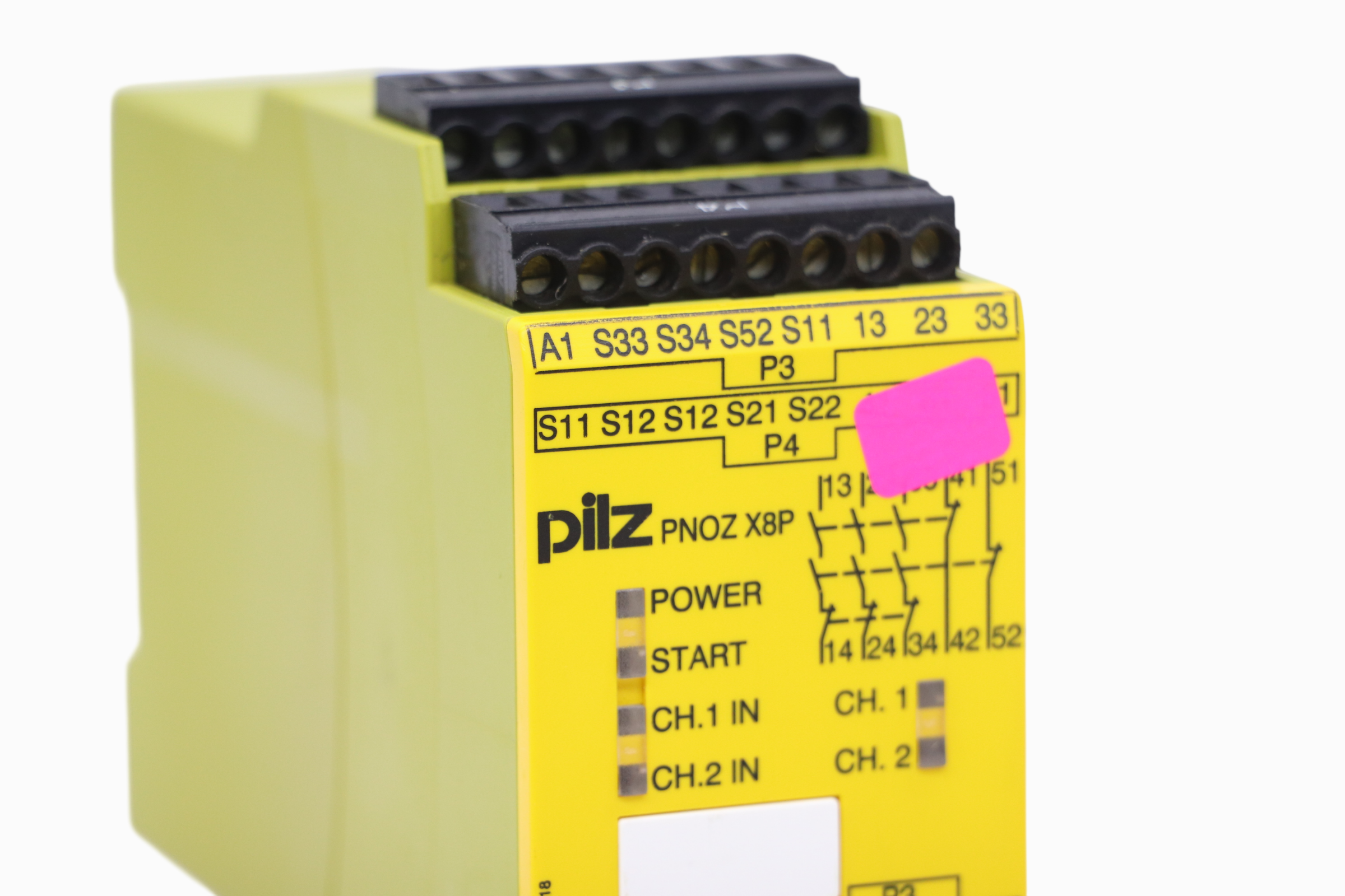 Pilz 777760 Pnoz X8p 24 Vdc 3n/o 2n/c 2so (Usado)