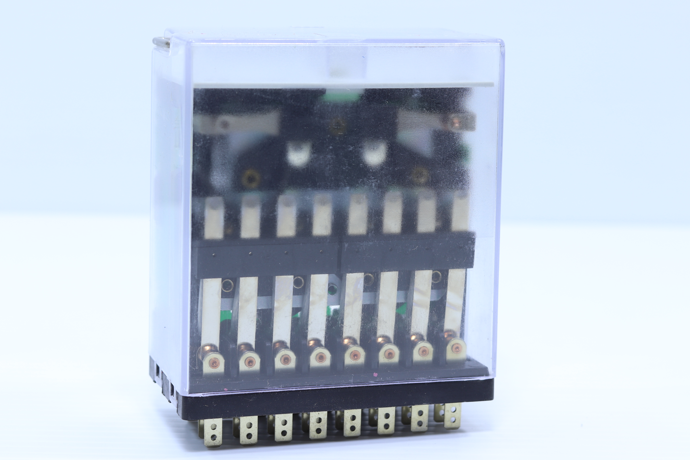 Rele Monoestable Arteche Bj8 125vdc