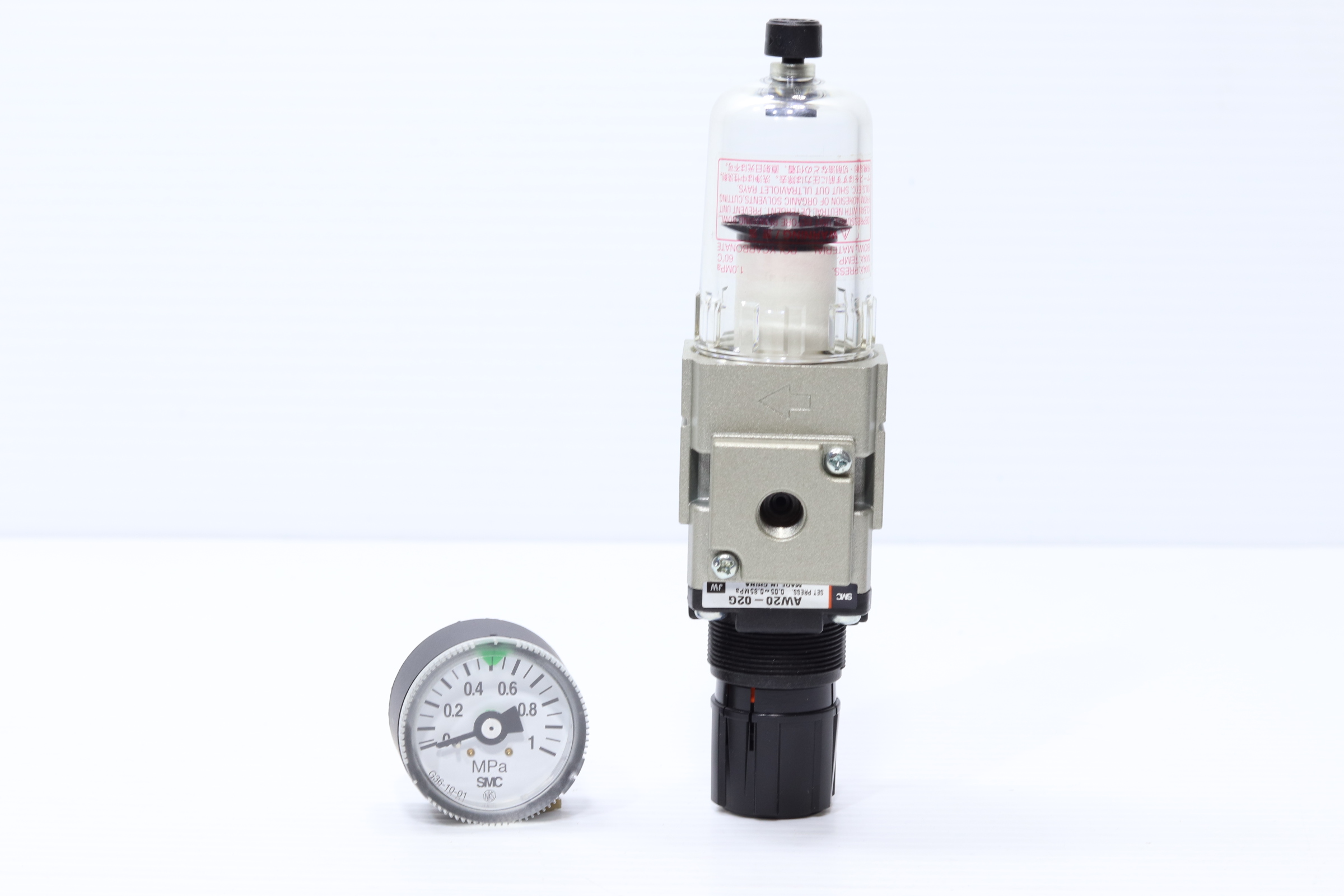 Regulador de presión neumático smc aw20-02g 