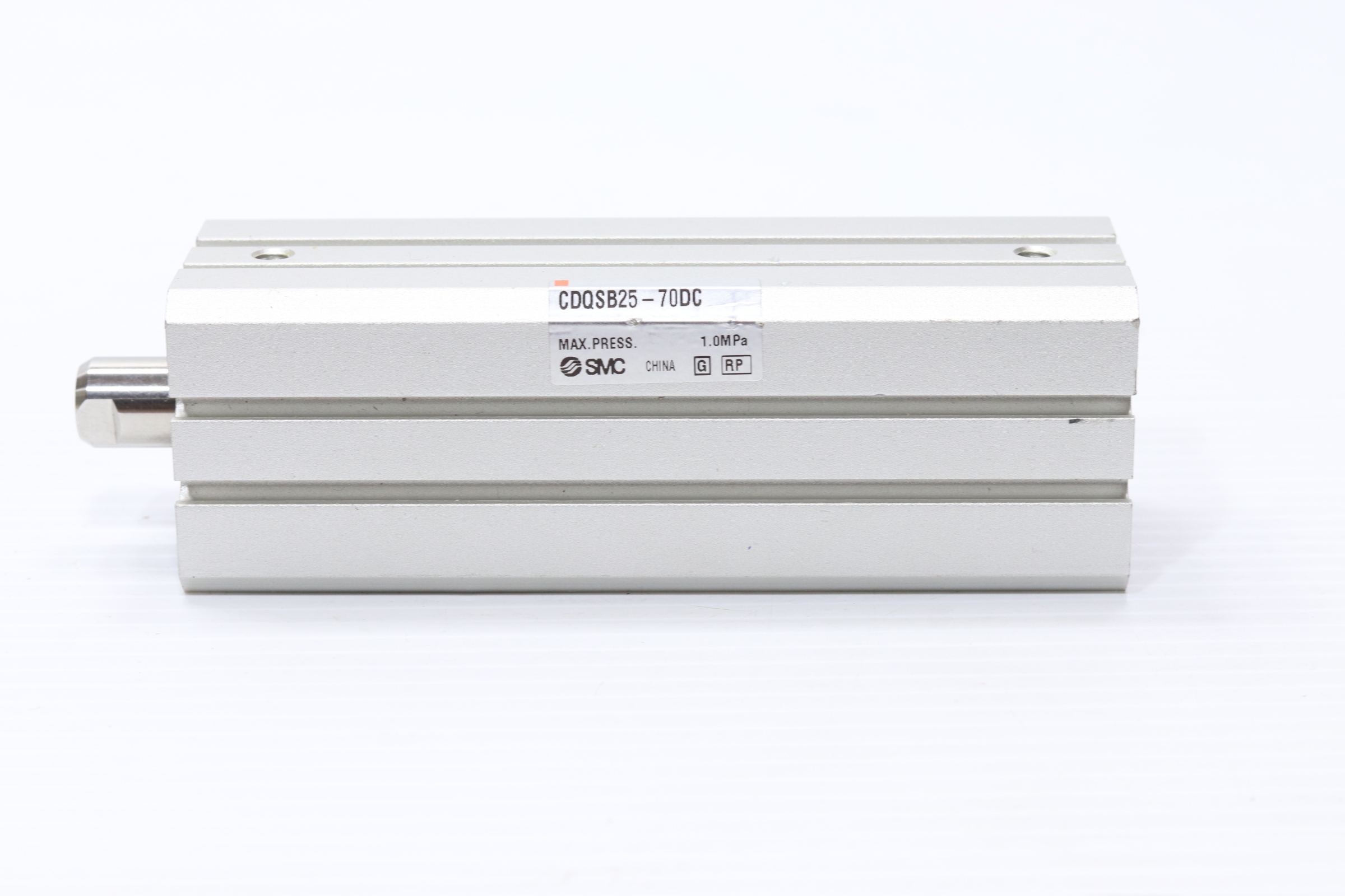 Cilindro neumático compacto