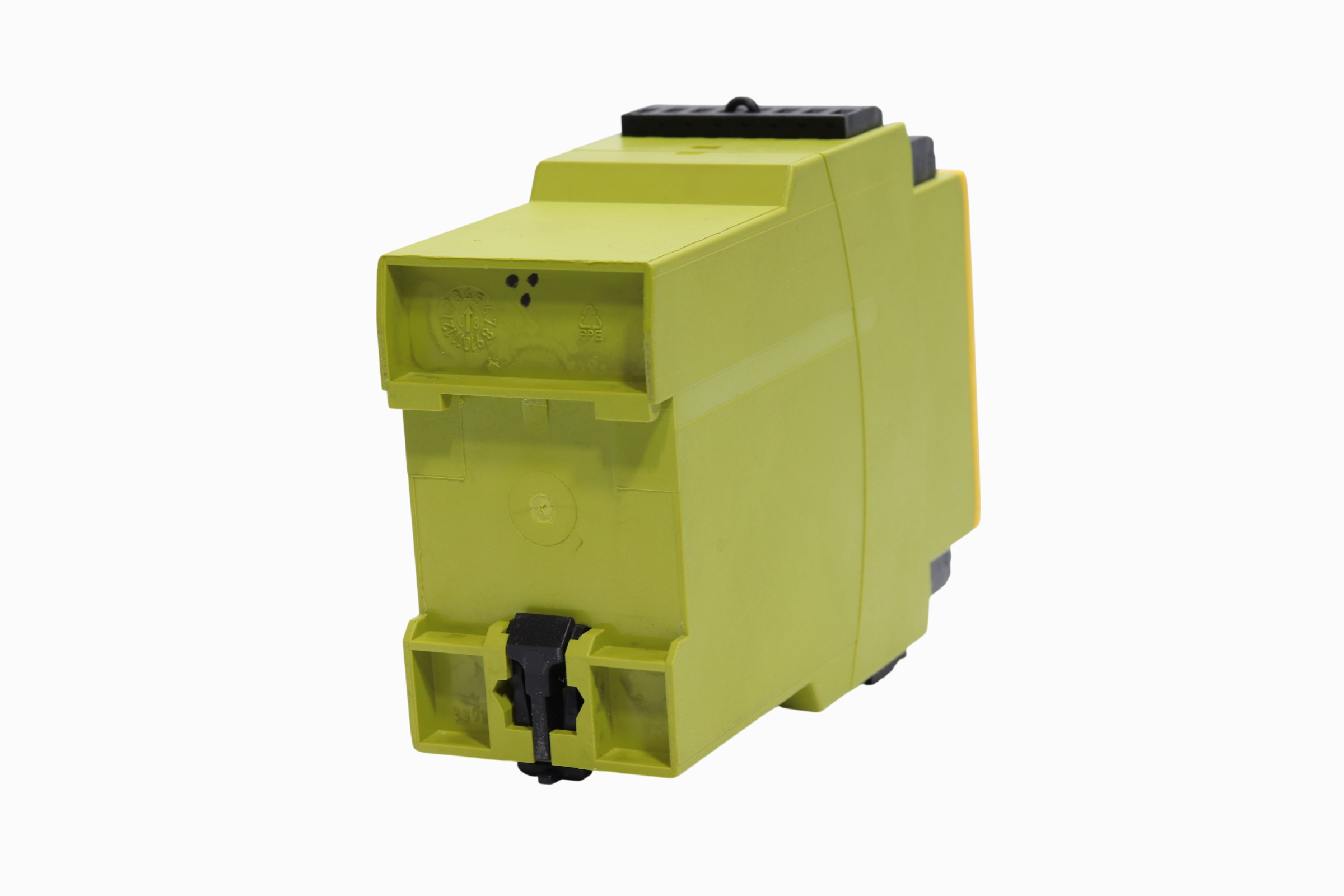 Relevador Pilz - Pnoz Xv2p 3/24vdc 2n/o 2n/o T 777502 (Usado)