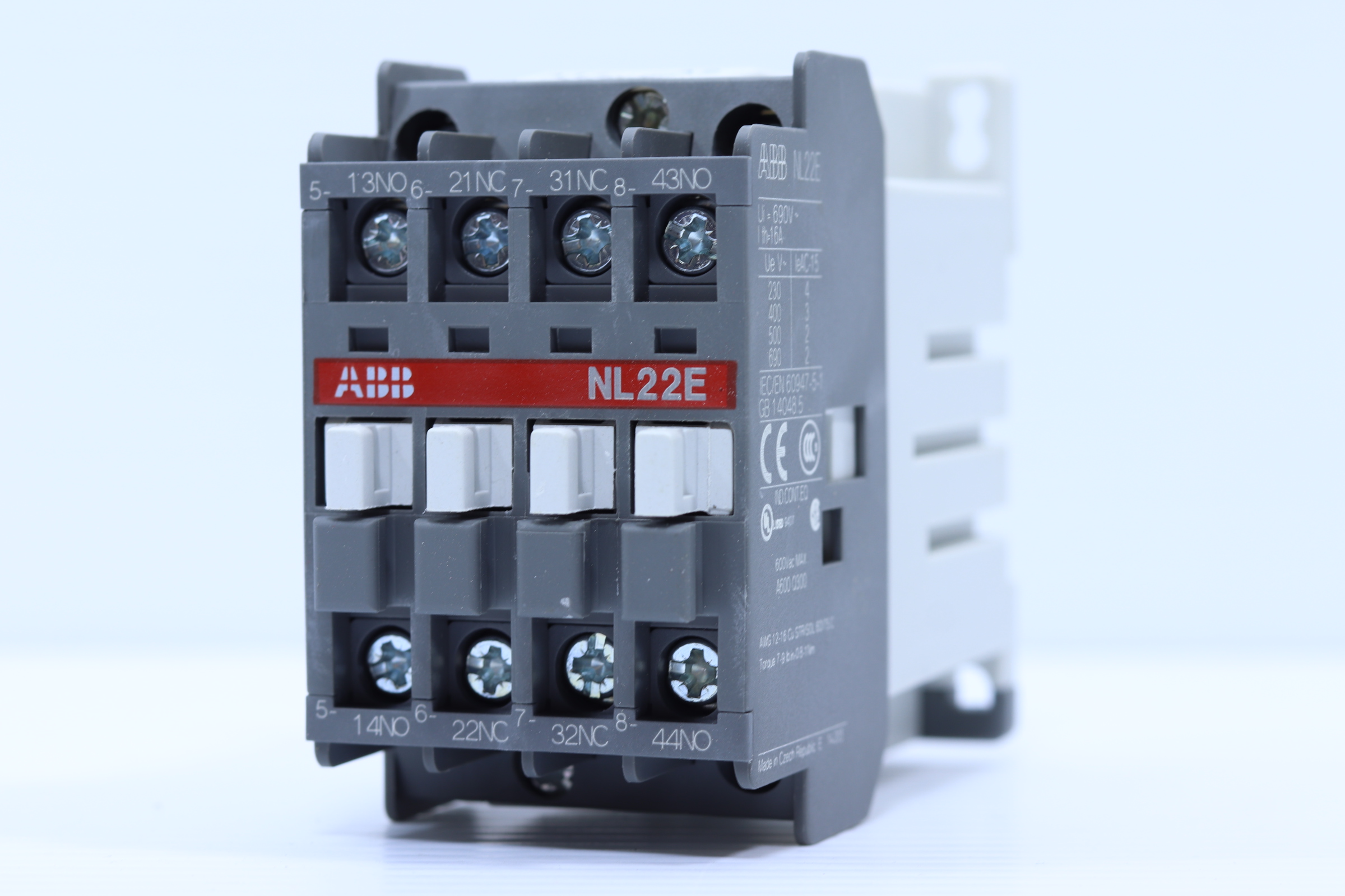 Contactor Abb Nl22e 1sbh143001r8722 Bobina 125v