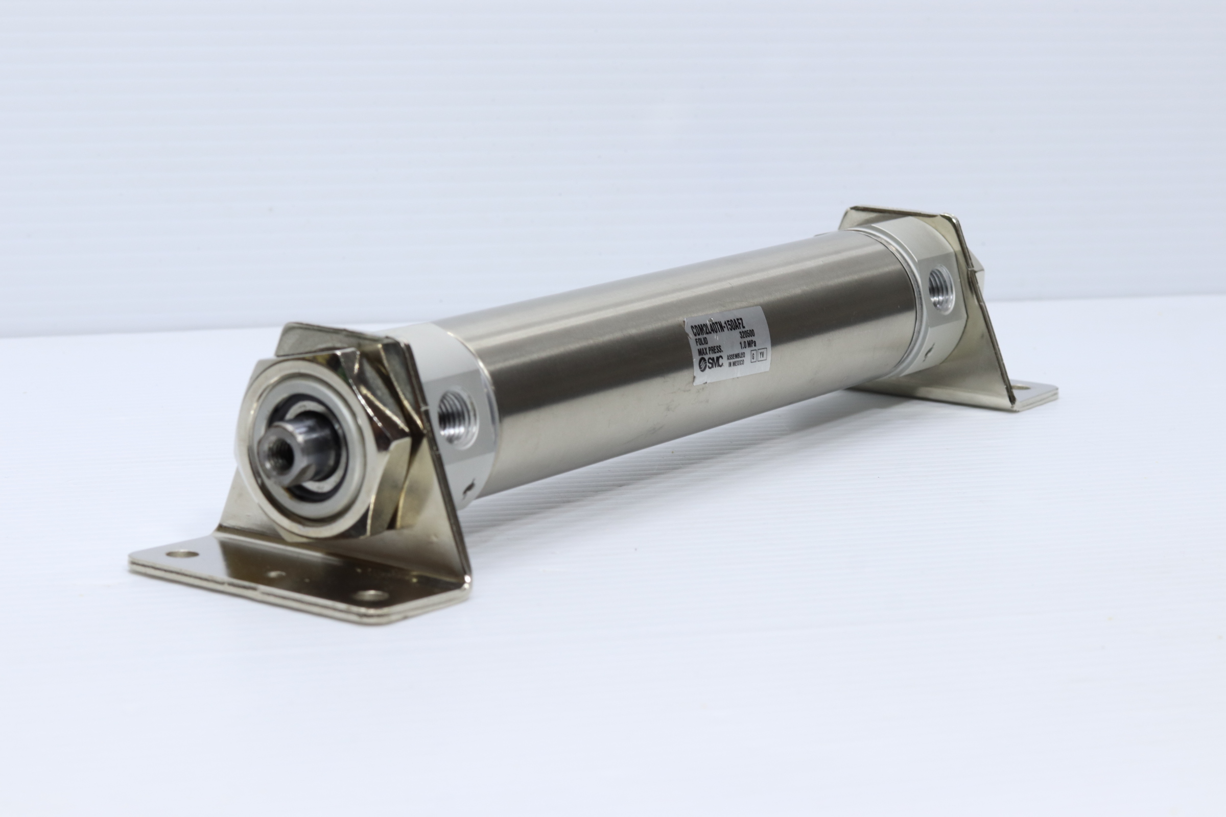 Cilindro neumático de acero inoxidable smc cdm2l40tn-150afz