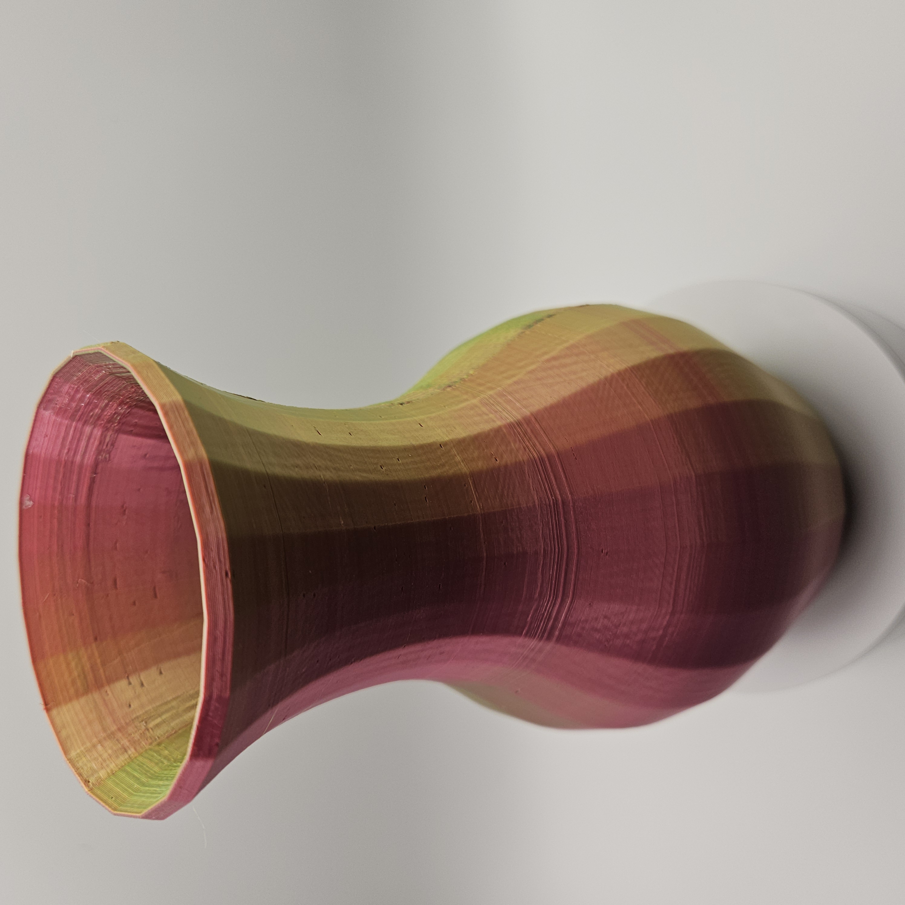 VASE METAL TRICOLORE