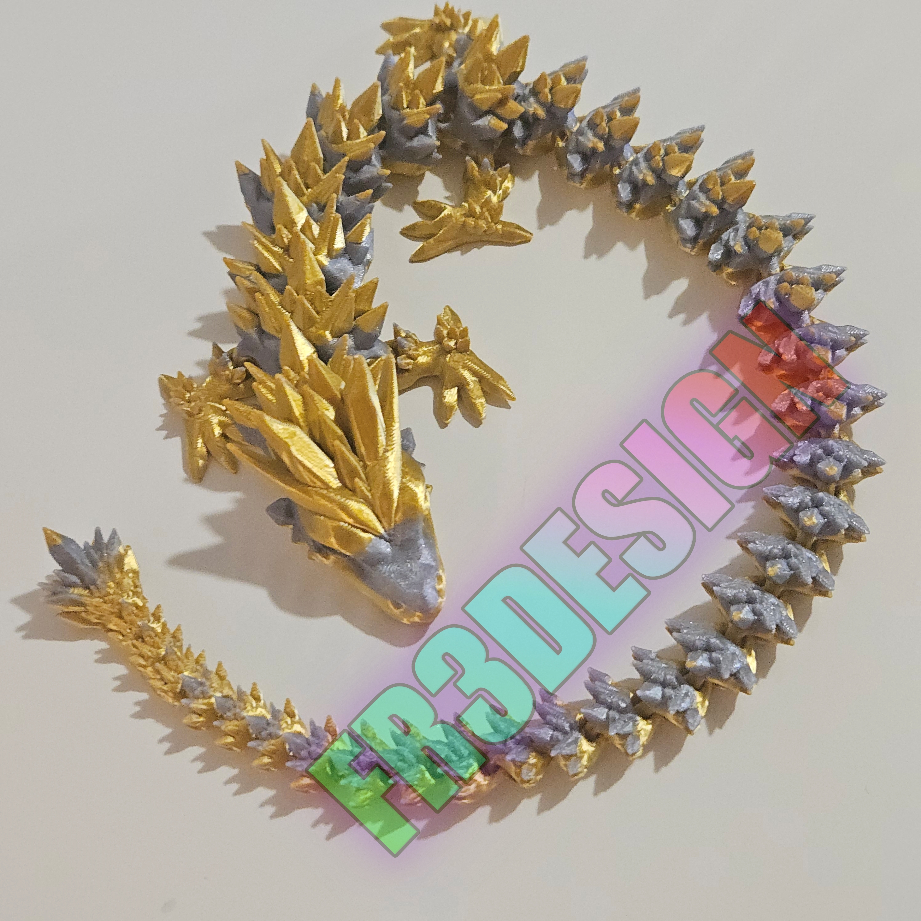 Dragon articulé doré et argenté