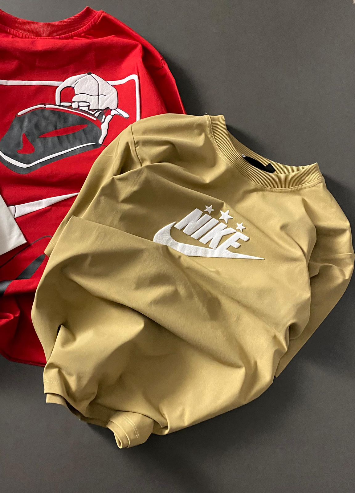 Nike Graphic t-shirts