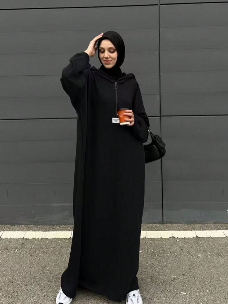 Abaya noire moderne