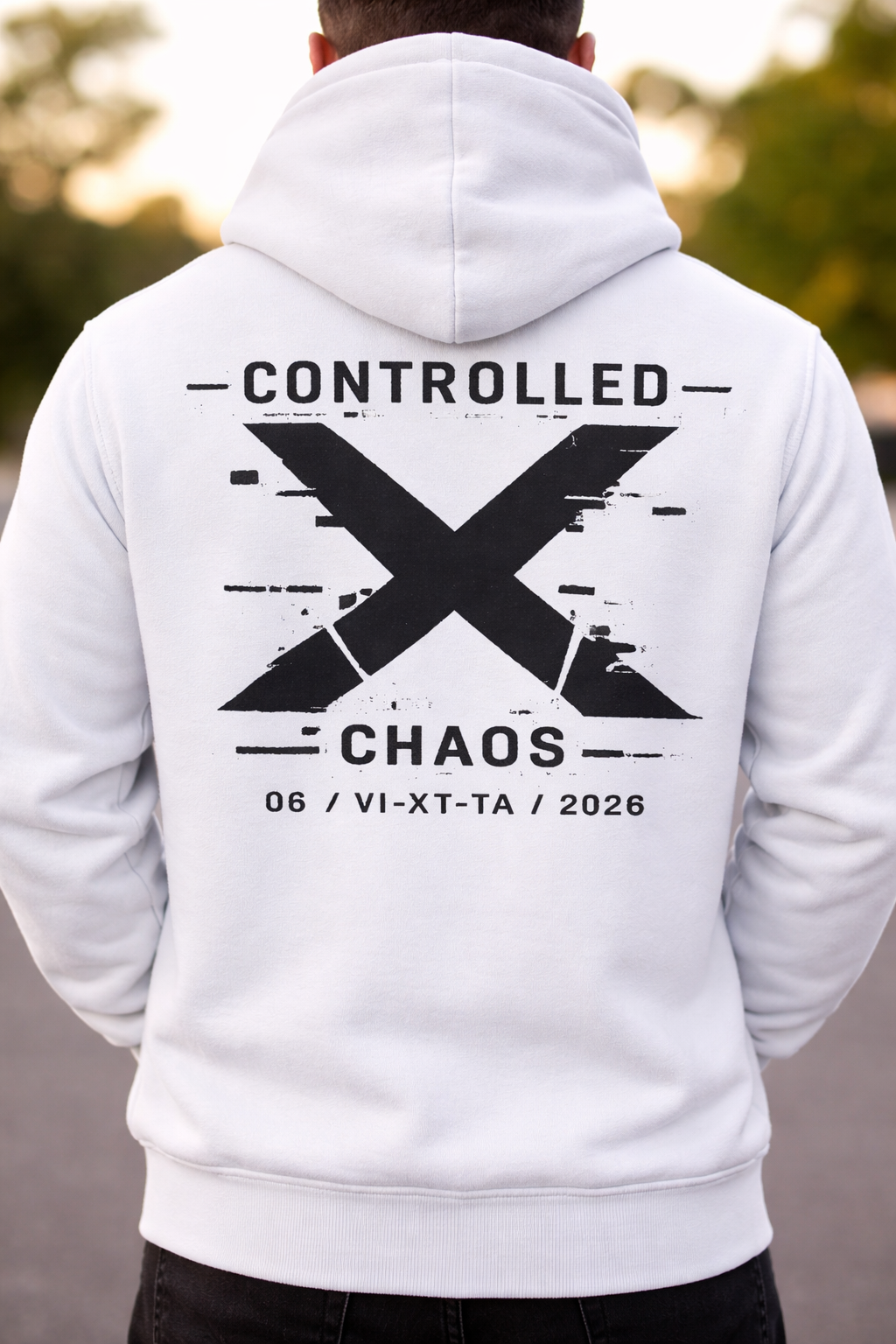 Sudadera Azul Controlled Chaos