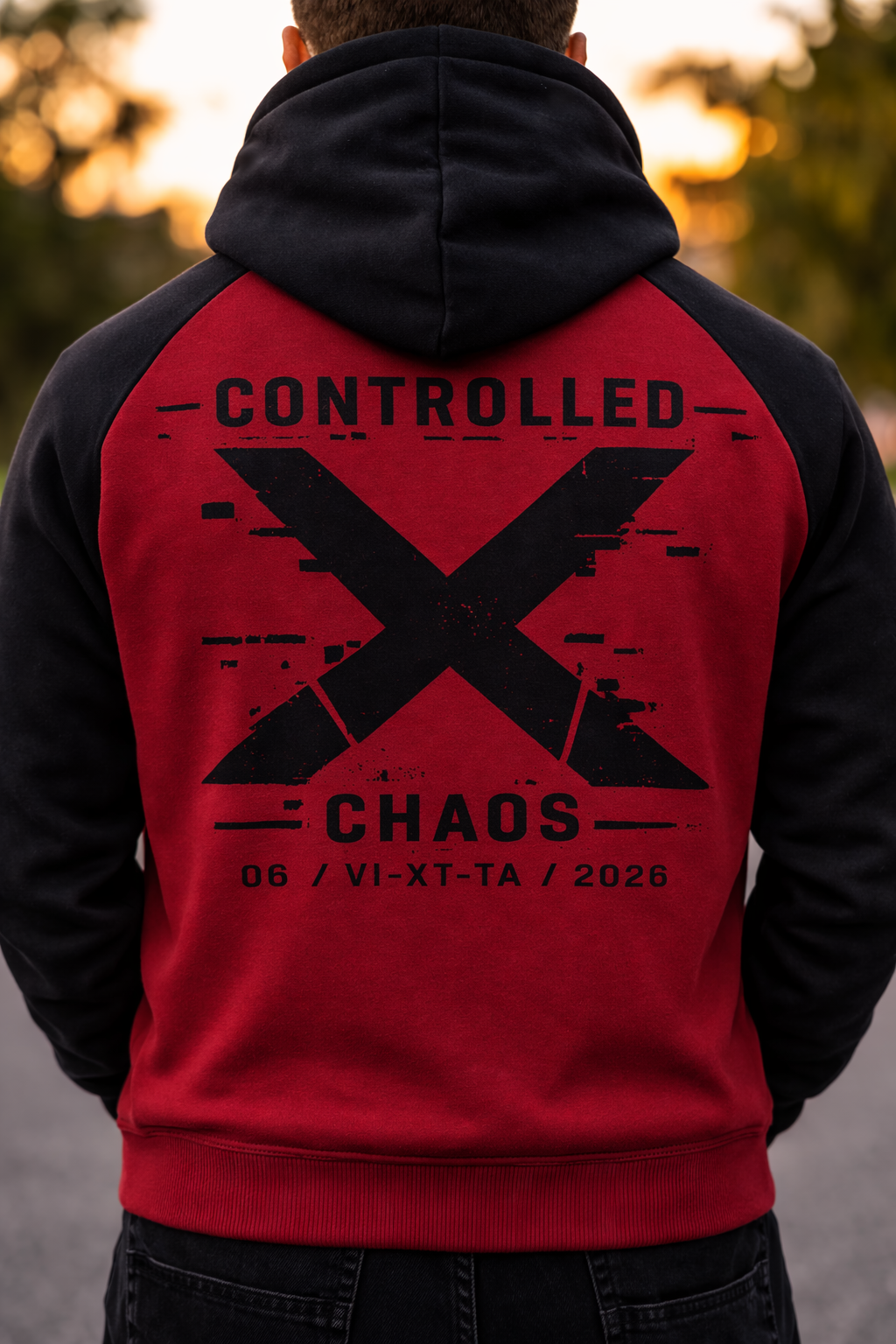 Sudadera Azul Controlled Chaos