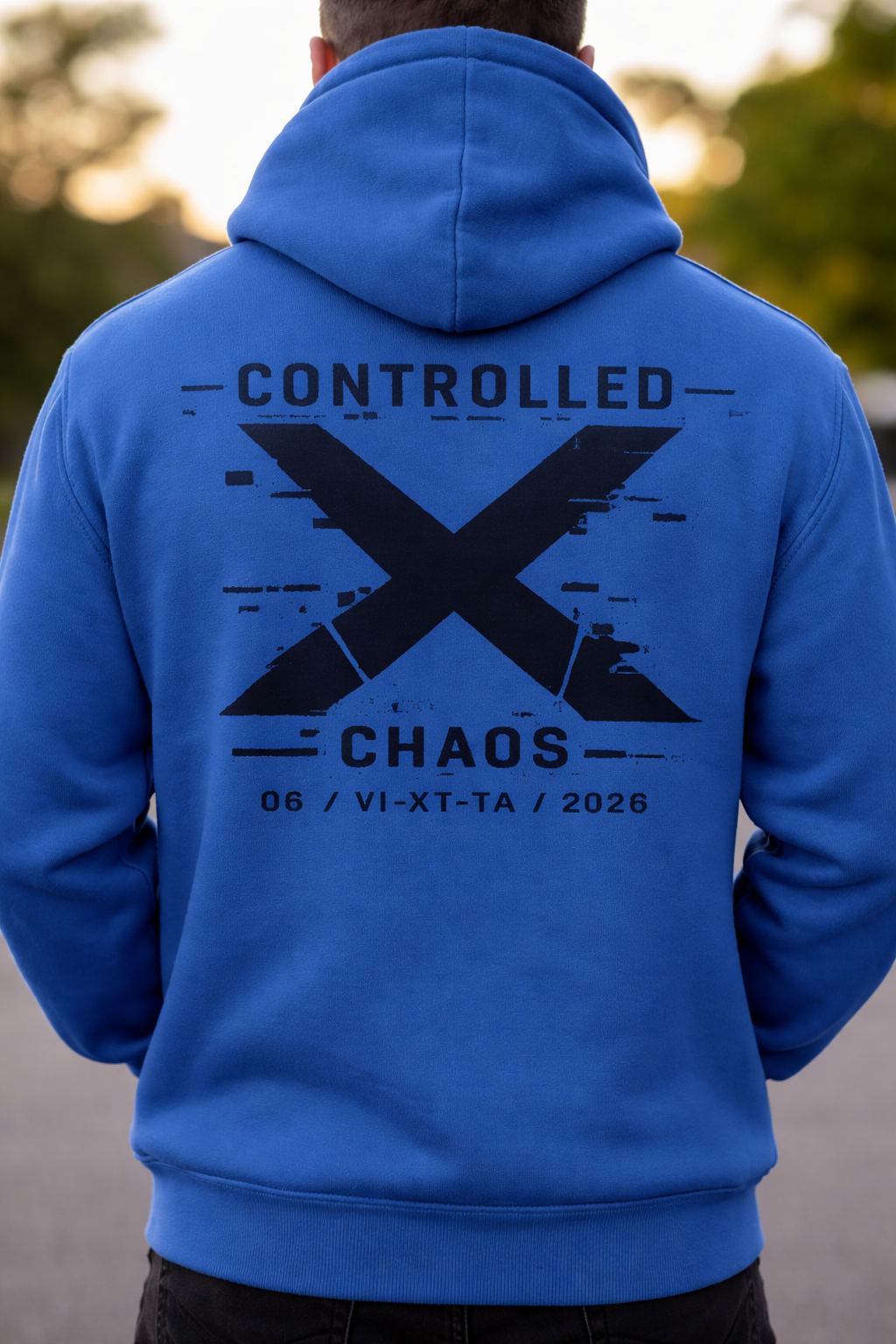 Sudadera Azul Controlled Chaos