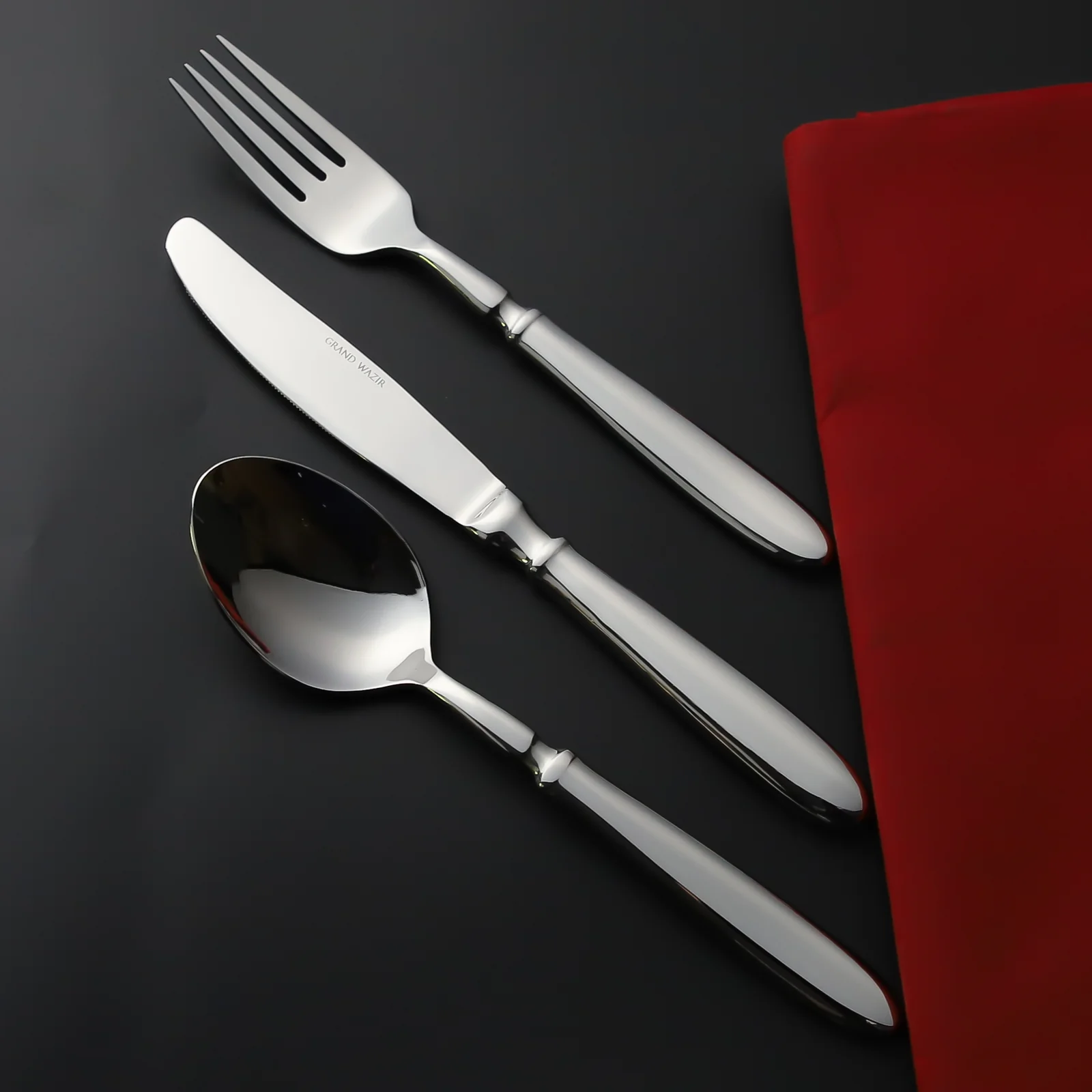 8 Persons Serving Set