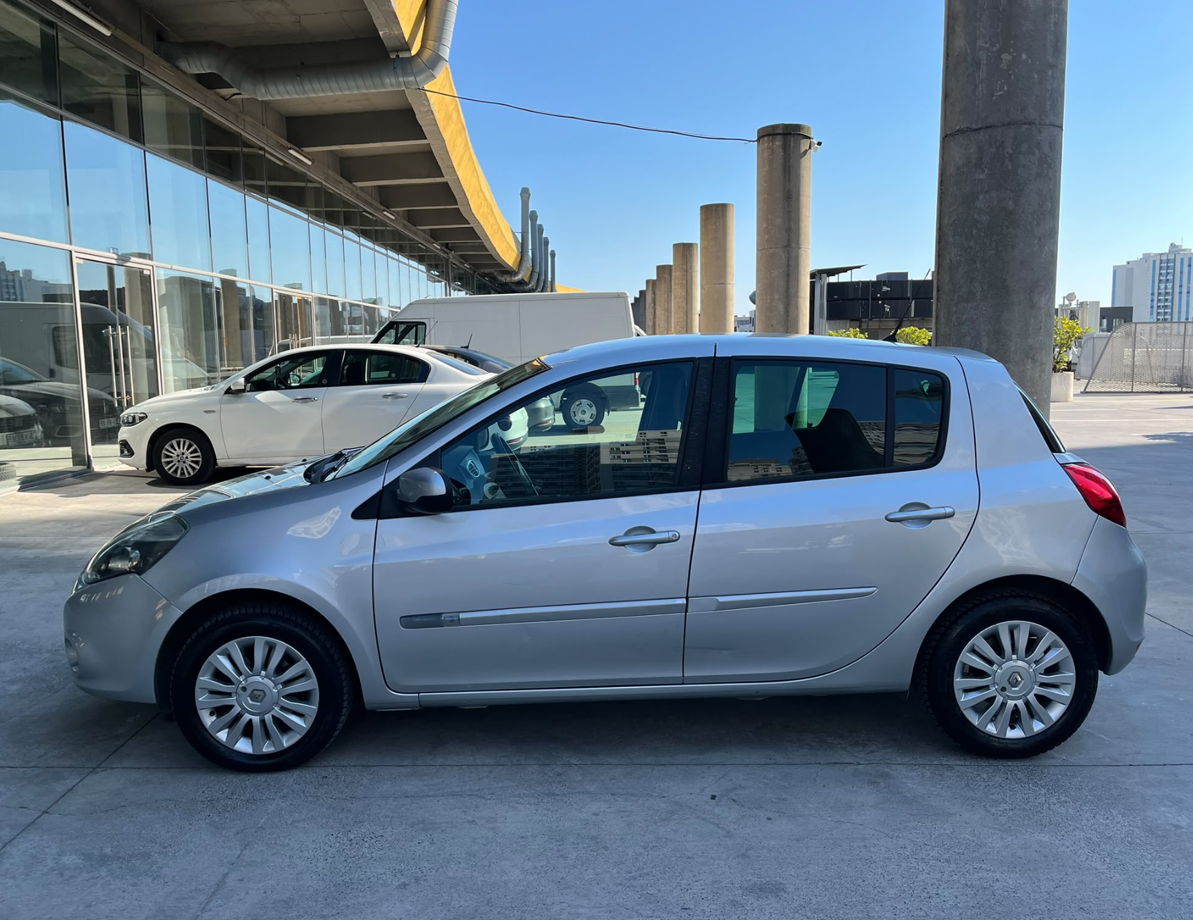 2011 RENAULT CLIO 50.000 KM OTOMATİK  150.000 TL PEŞİNAT 12/24/36 AY VADE SENETLİ ÖDEME ŞİMDİ AL 3 AY SONRA ÖDE