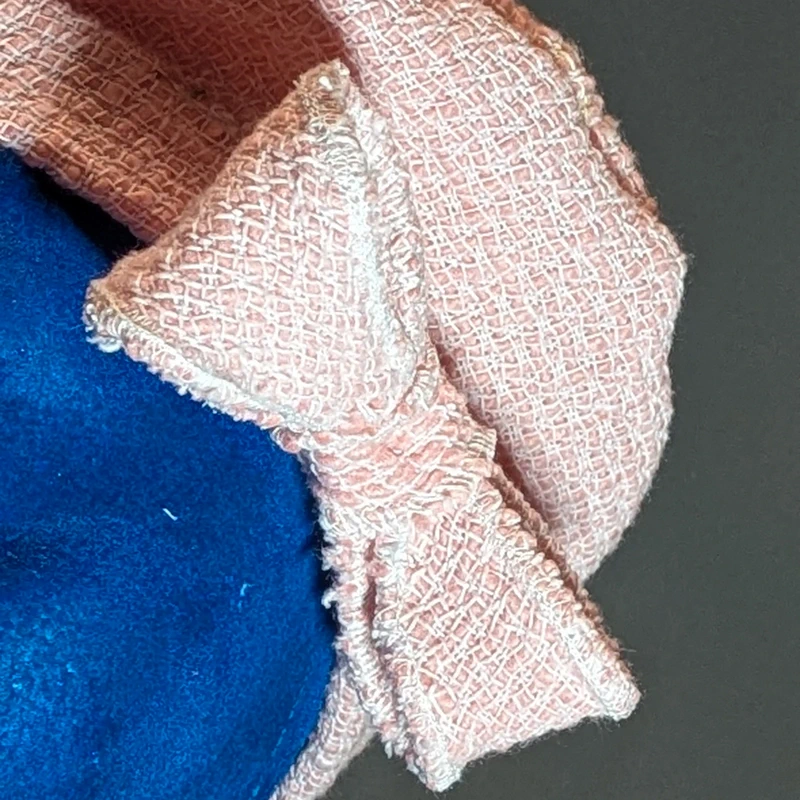 Béret en tweed rose