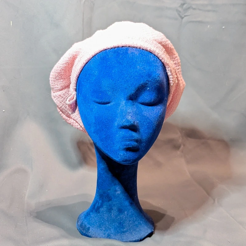 Béret en tweed rose