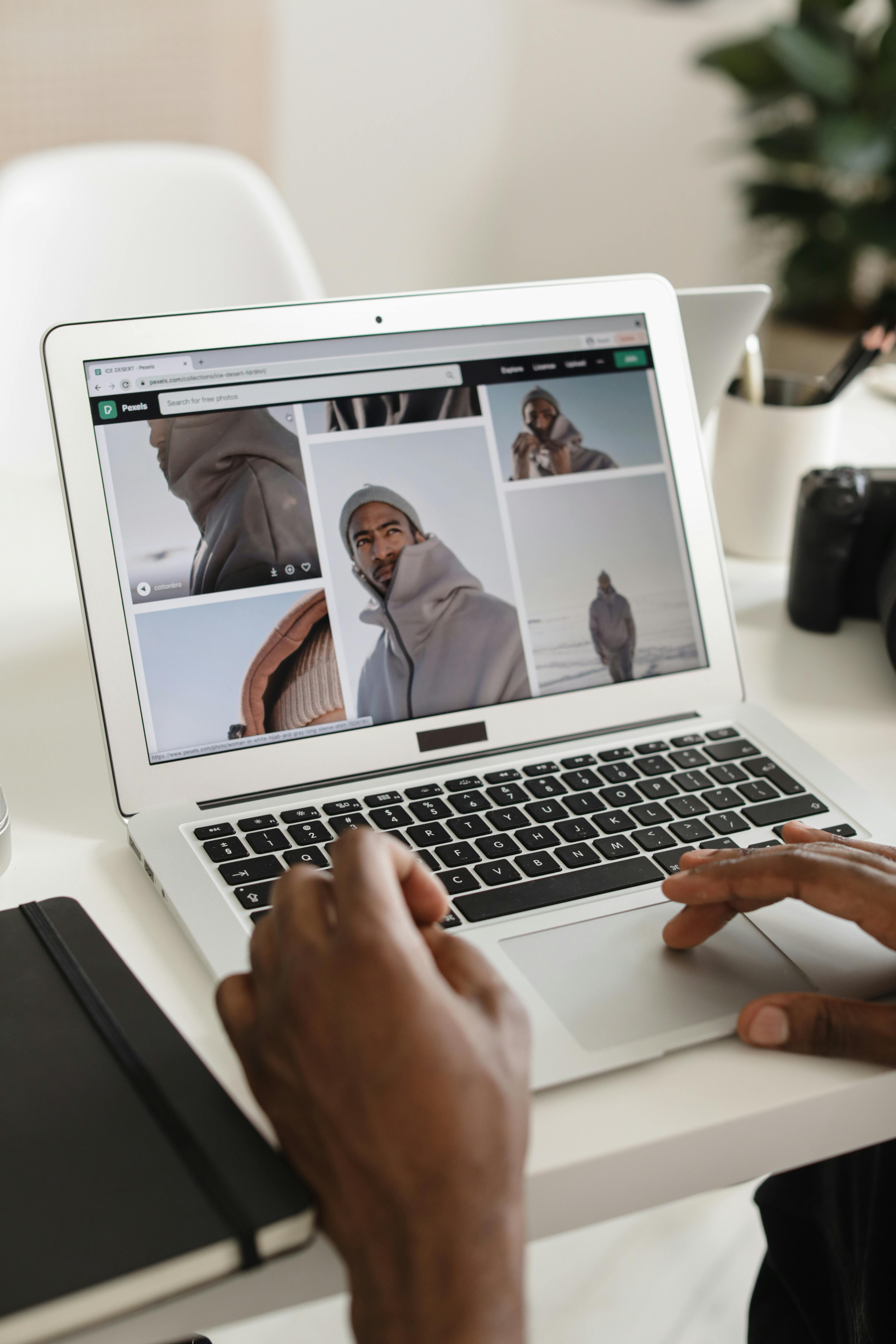 The Shopify Freelancer Blueprint: A Step-by-Step Guide to Building E-commerce Stores