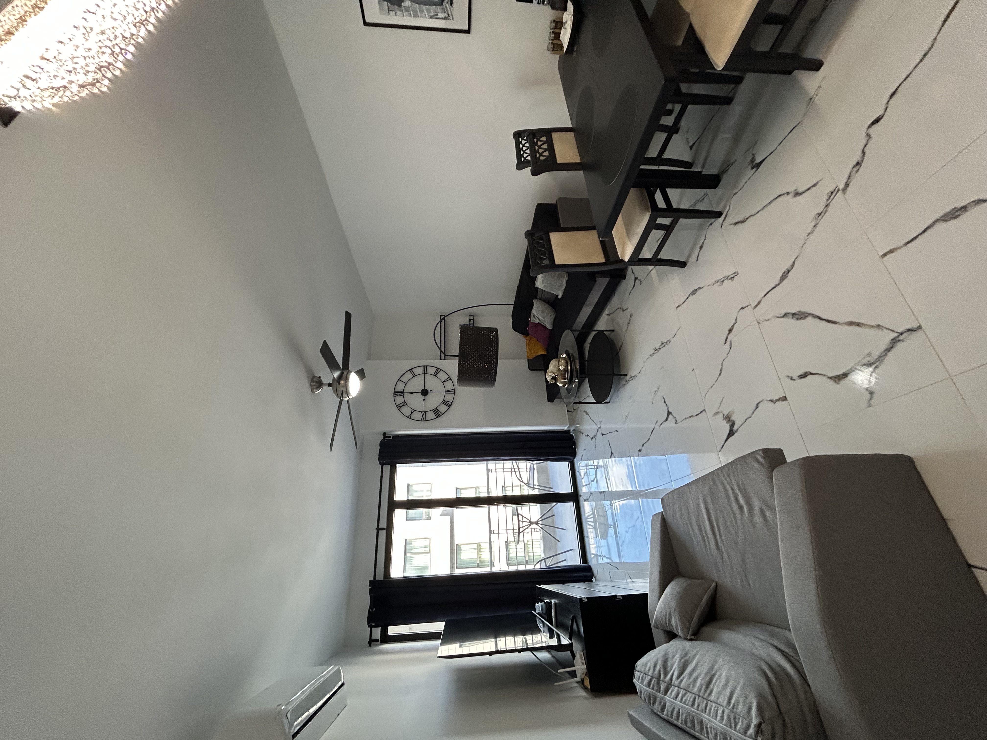 Duże mieszkanie z widokiem na może 