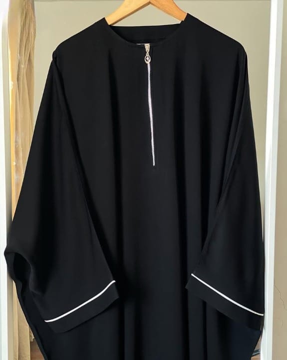 Classic Black Abaya