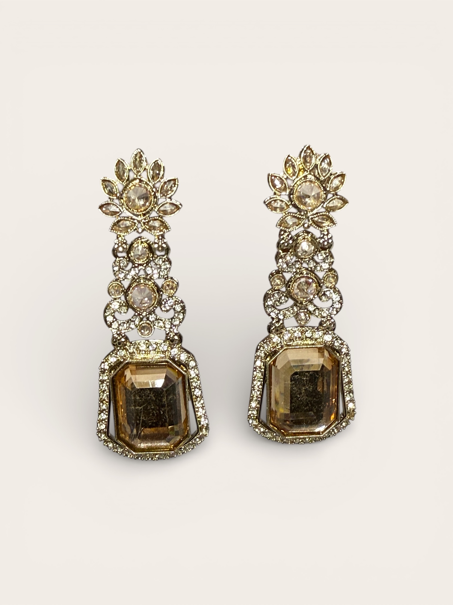 Syenora Gulnaar Antique Gold-Toned Earrings