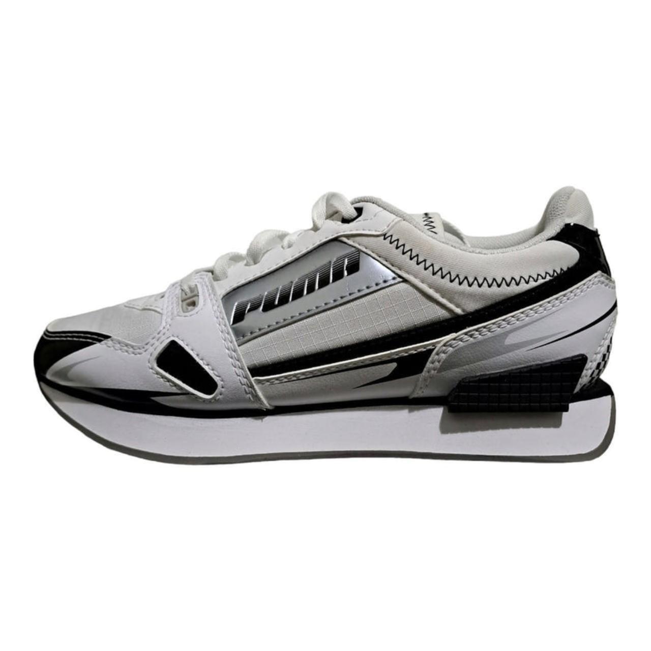 Shoes Kids Unisex UK3.5 Puma trainers
