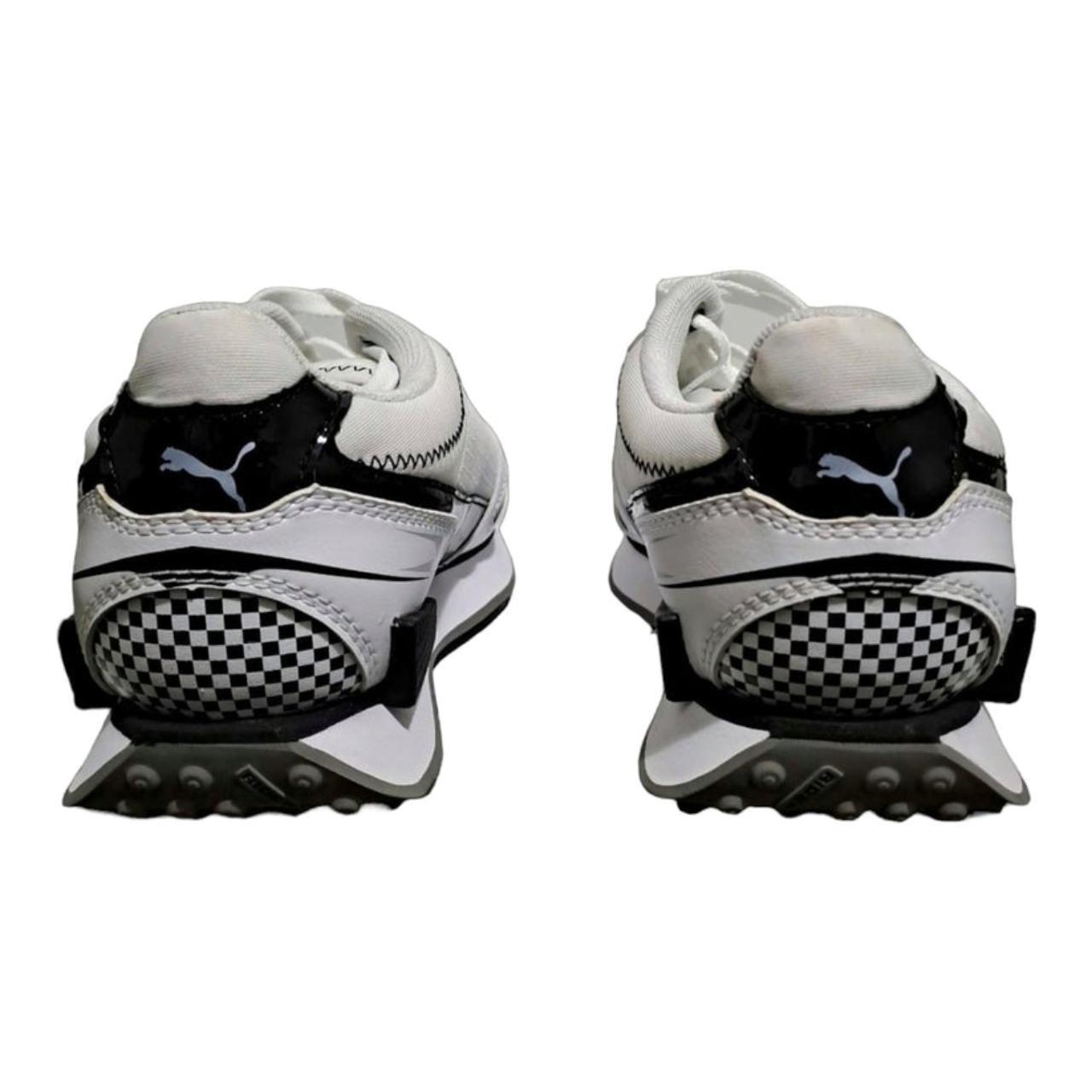 Shoes Kids Unisex UK3.5 Puma trainers