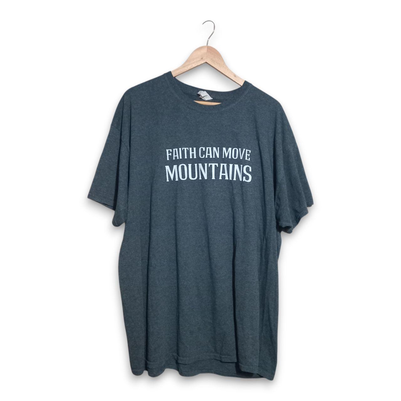 T-shirt Men XL slim fit Statement shirt