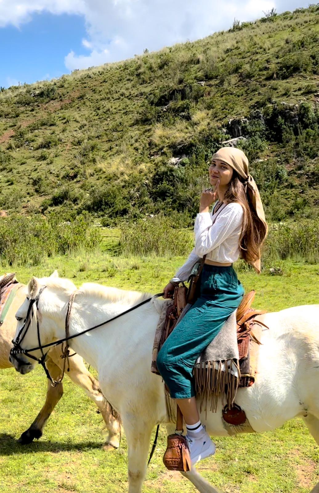 Horseback Riding & Ancestral Secrets: Moon Temple & Inka Sites (Max. 5)