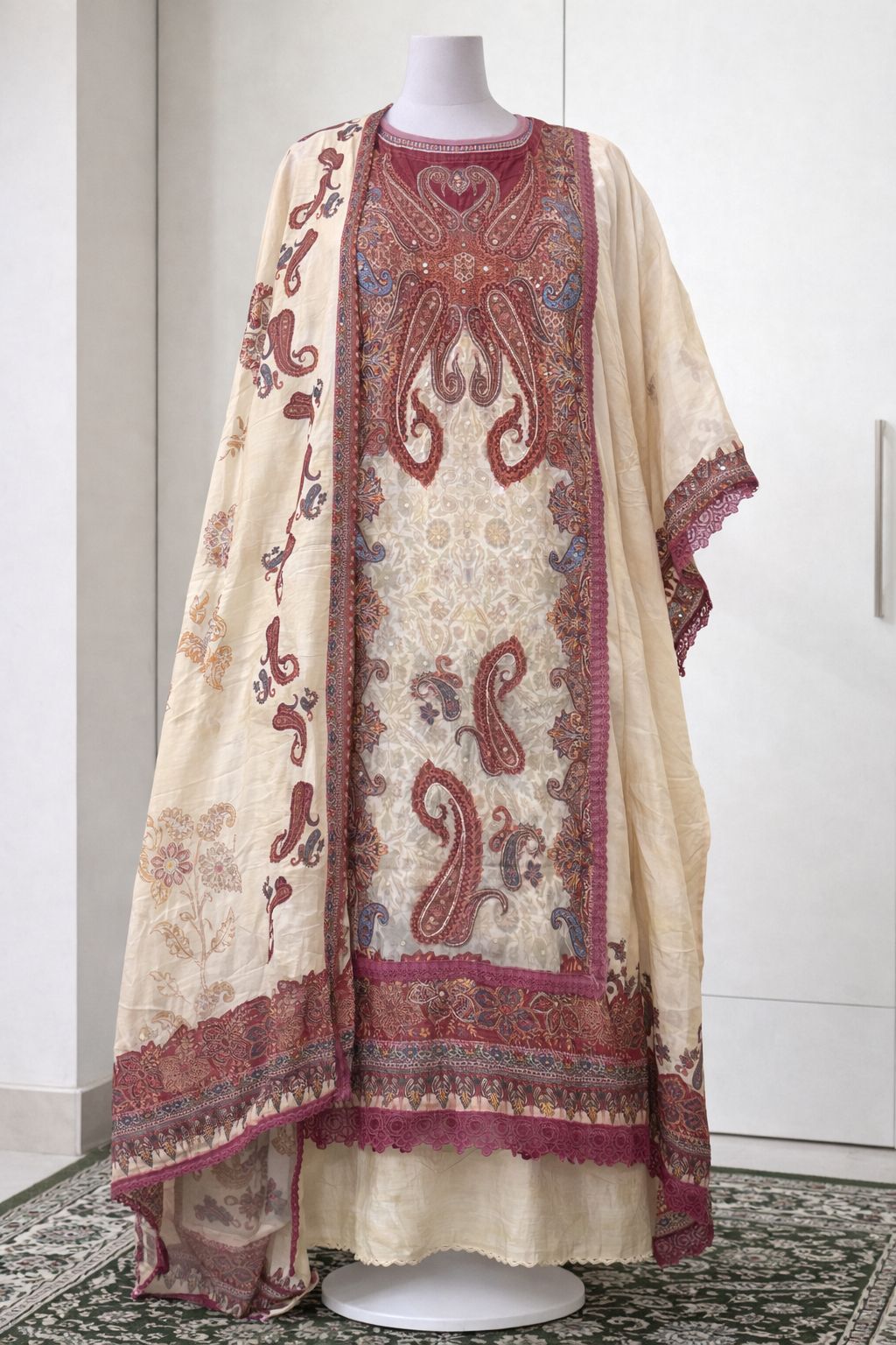 Embroidered Cream Kaftan