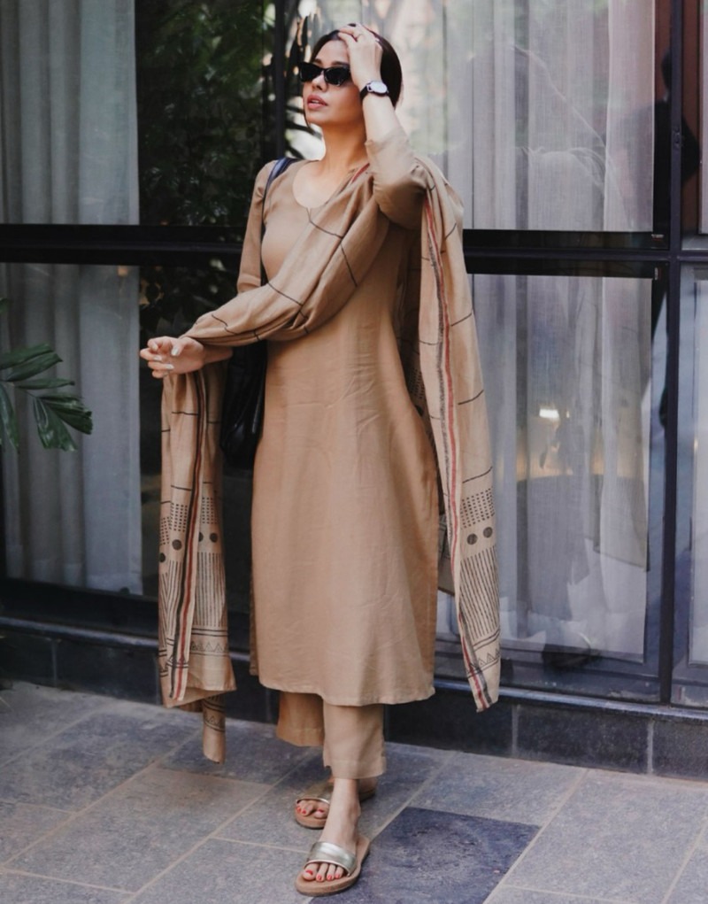 Elegant Beige Cotton Kurta Set