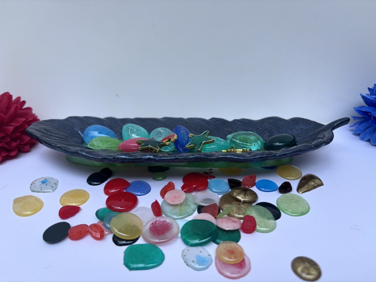 Đĩa hình chiếc lá