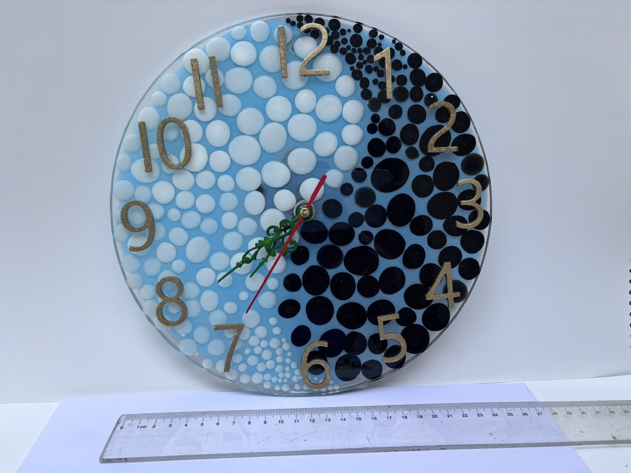 Đồng hồ treo tường (phong thủy)