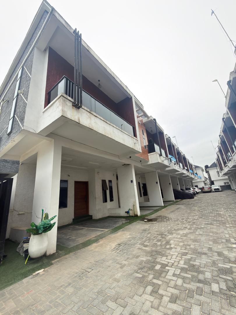 4 Bedroom Terrace Duplex – Ikota 