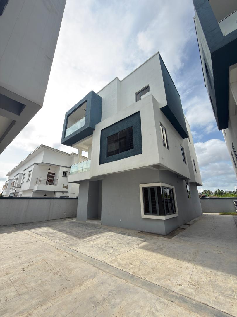 4 Bedroom Fully Detached Duplex on 3 Floors – Orchid