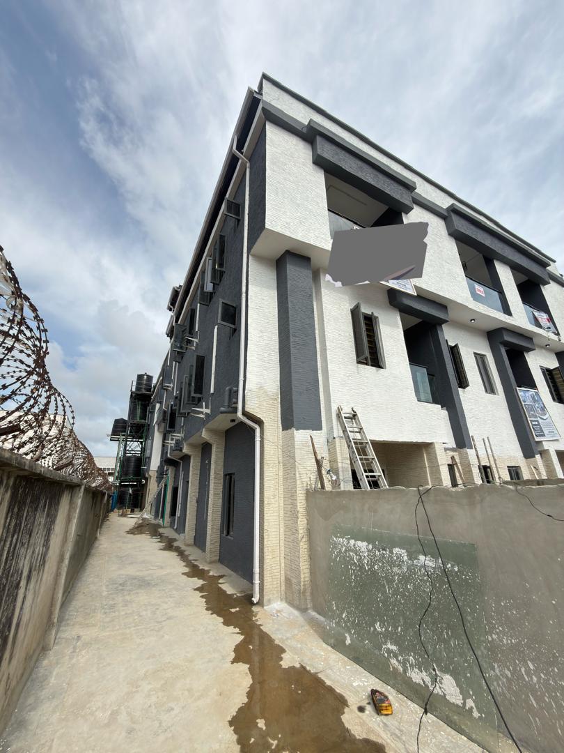  3 Bedroom Terrace Duplex in Orchid