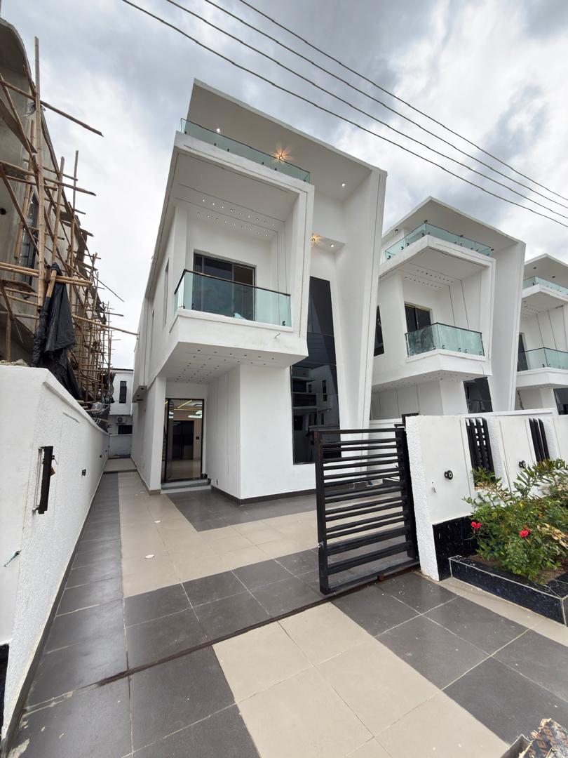  4 Bedroom Fully Detached Duplex with Pool & BQ – Ajah