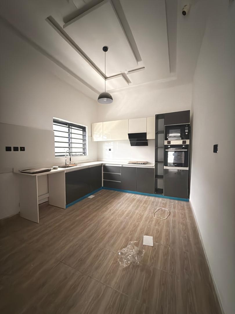 4 Bedroom Terrace Duplex